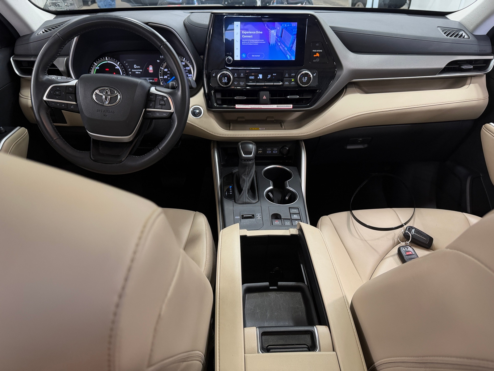 Thumbnail: 2024 Toyota Highlander - 2