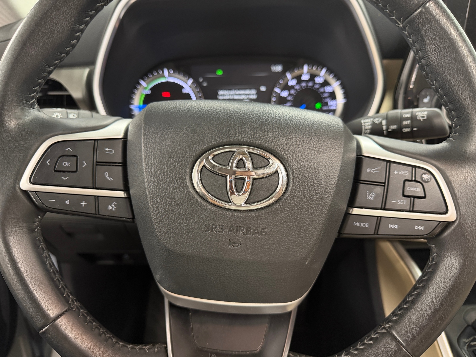 Thumbnail: 2024 Toyota Highlander - 4