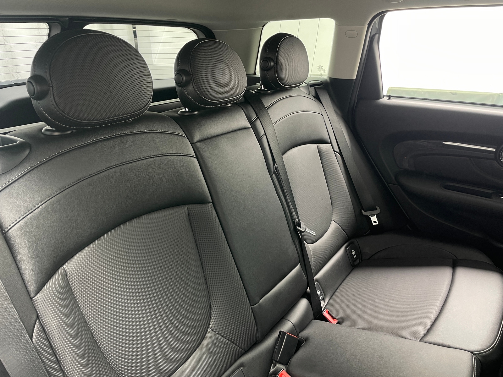 Thumbnail: 2017 MINI Cooper Clubman - 5