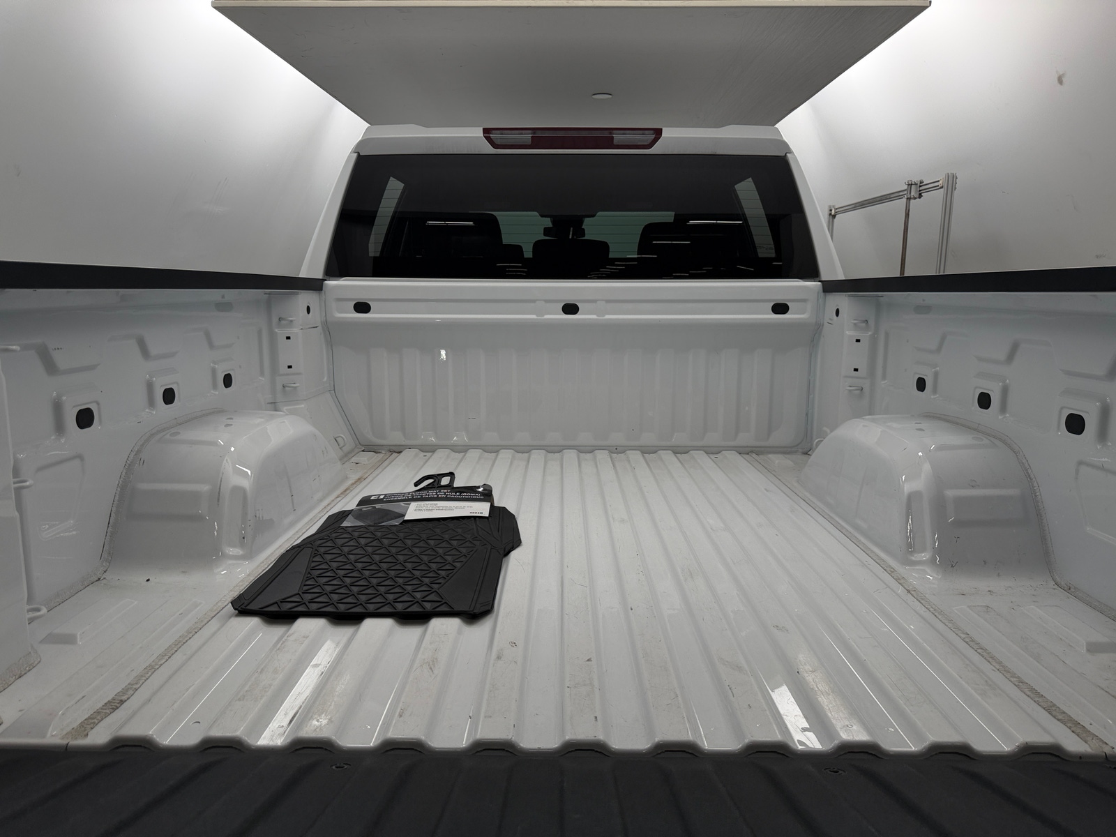 Thumbnail: 2024 Chevrolet Silverado 1500 - 7