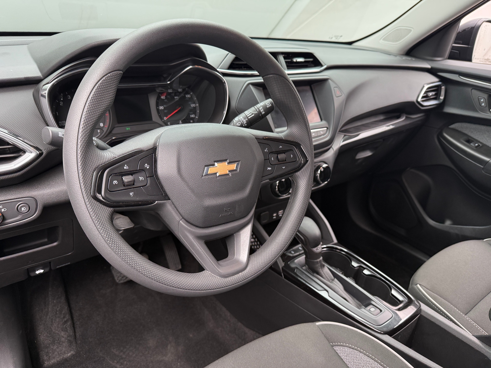 Thumbnail: 2023 Chevrolet TrailBlazer - 5