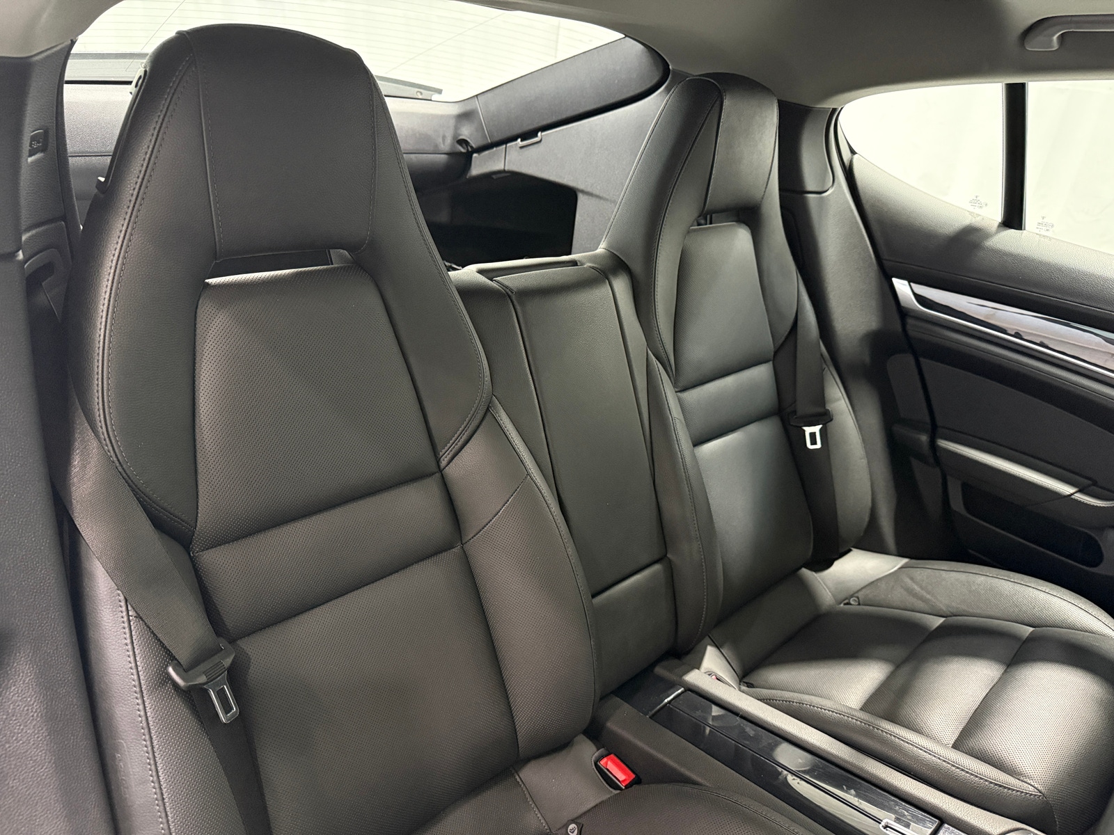 Thumbnail: 2014 Porsche Panamera - 5
