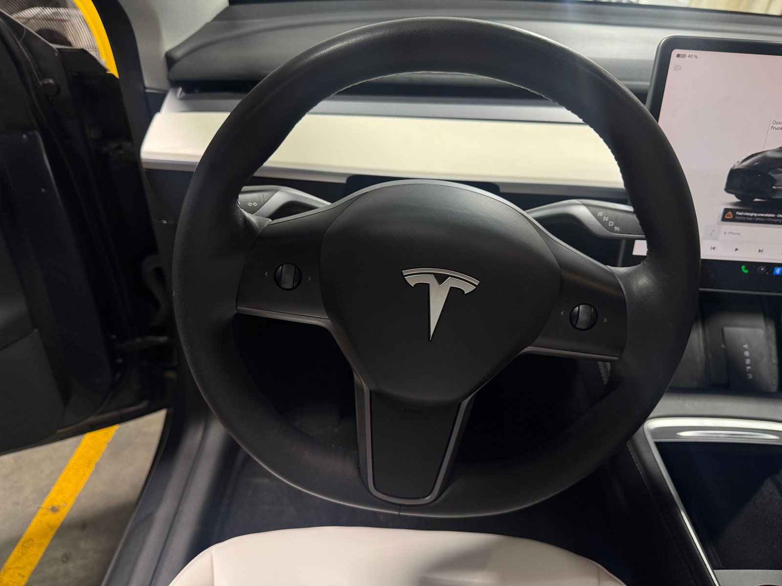 Thumbnail: 2022 Tesla Model Y - 4