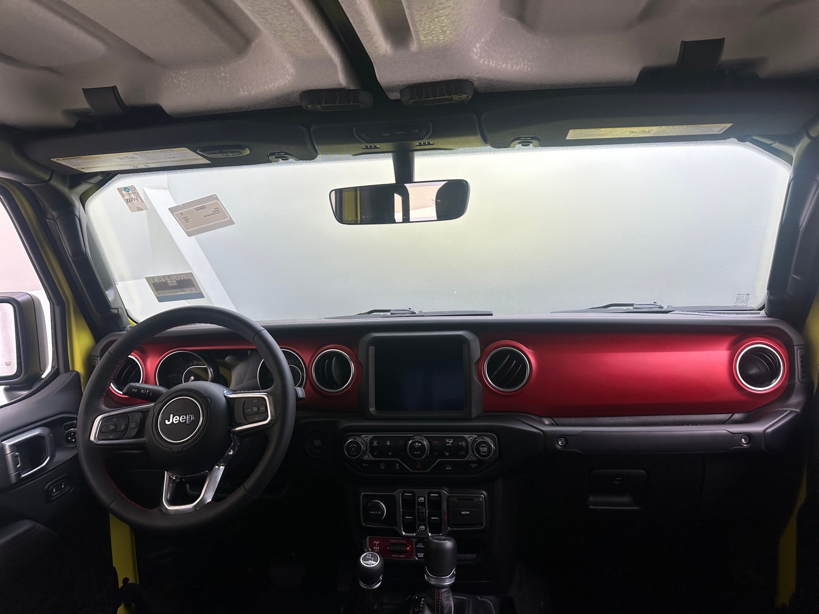 Thumbnail: 2023 Jeep Gladiator - 3