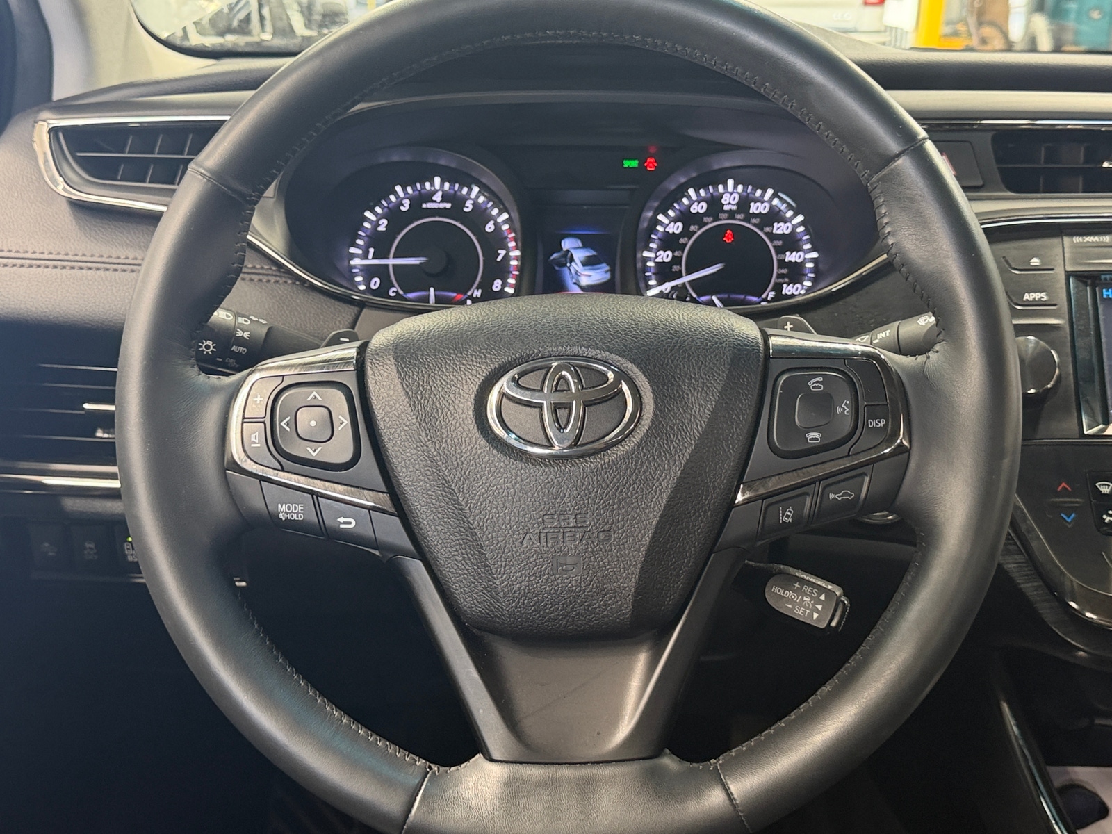 Thumbnail: 2017 Toyota Avalon - 4