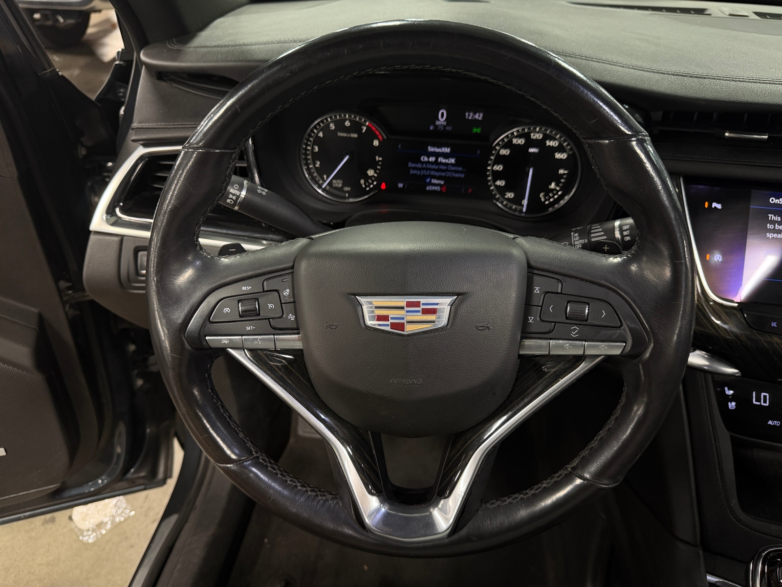 Thumbnail: 2020 Cadillac XT6 - 4