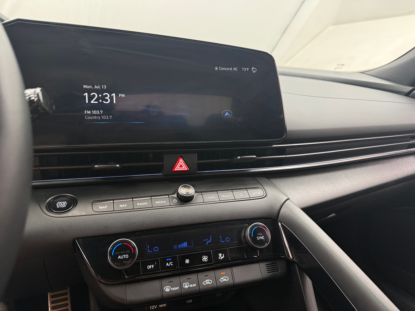 Thumbnail: 2025 Hyundai Elantra - 4