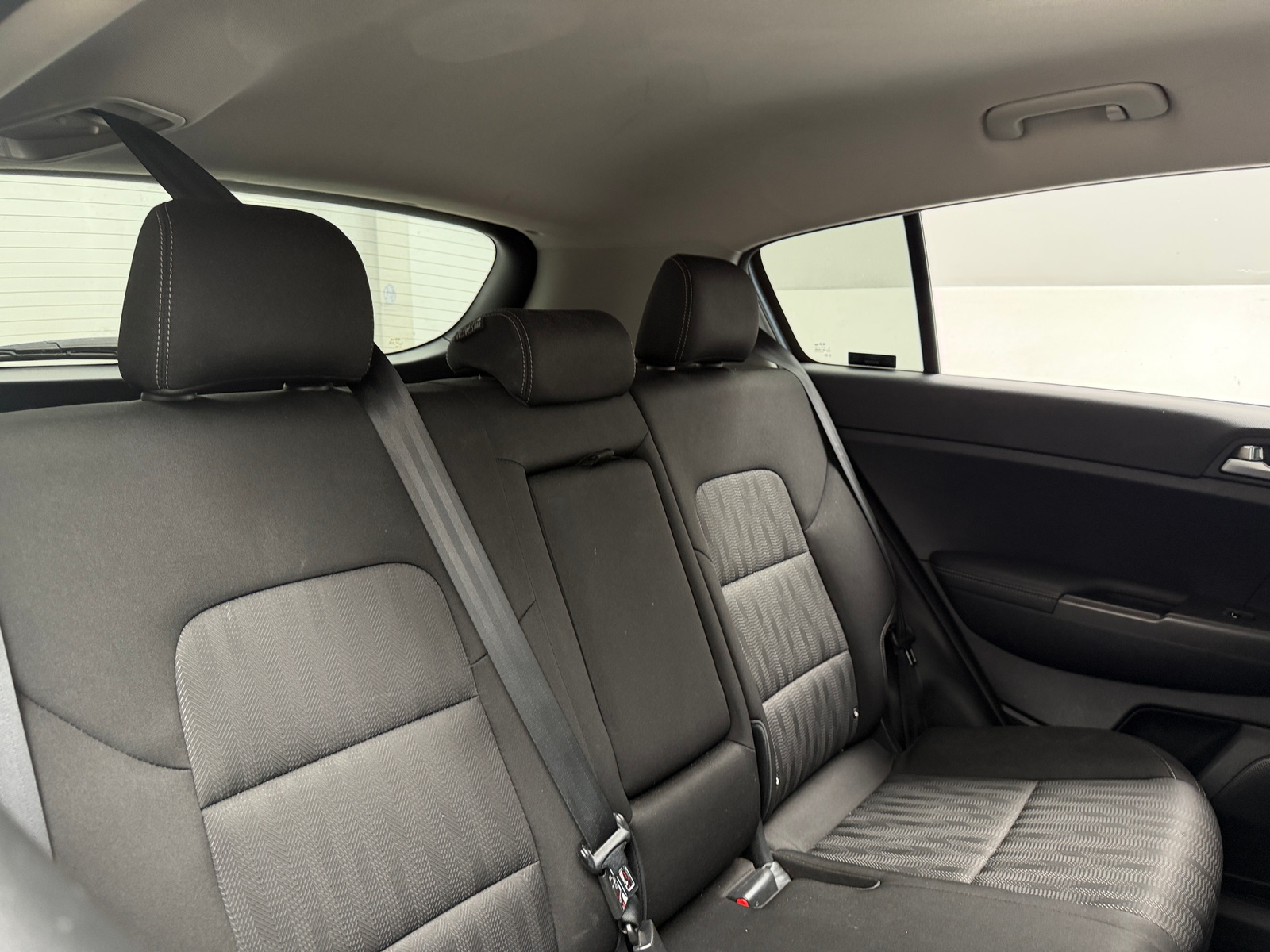 Thumbnail: 2020 Kia Sportage - 6