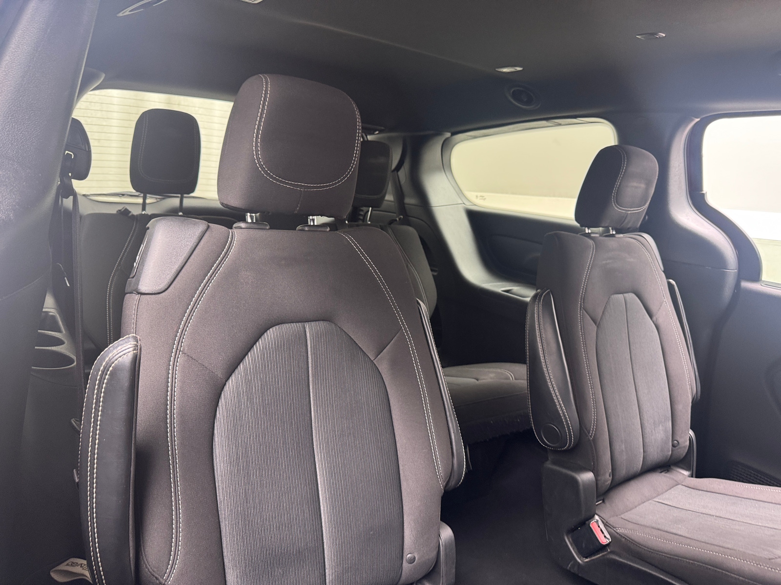 Thumbnail: 2021 Chrysler Pacifica - 6