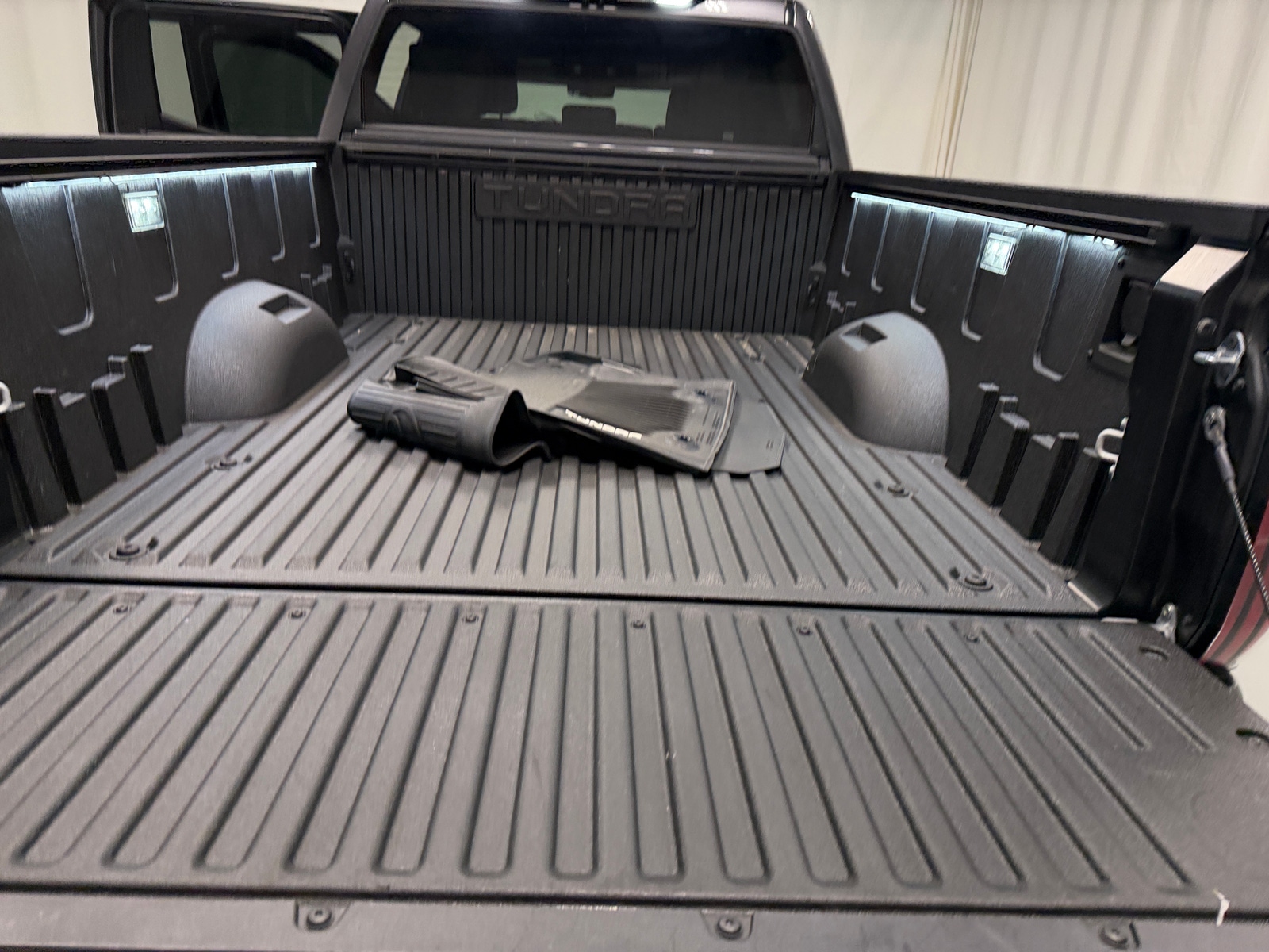 Thumbnail: 2025 Toyota Tundra - 6