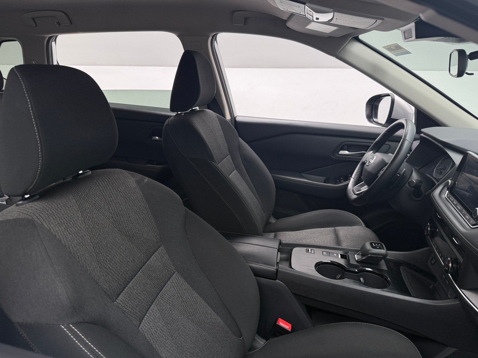 Thumbnail: 2025 Nissan Rogue - 2