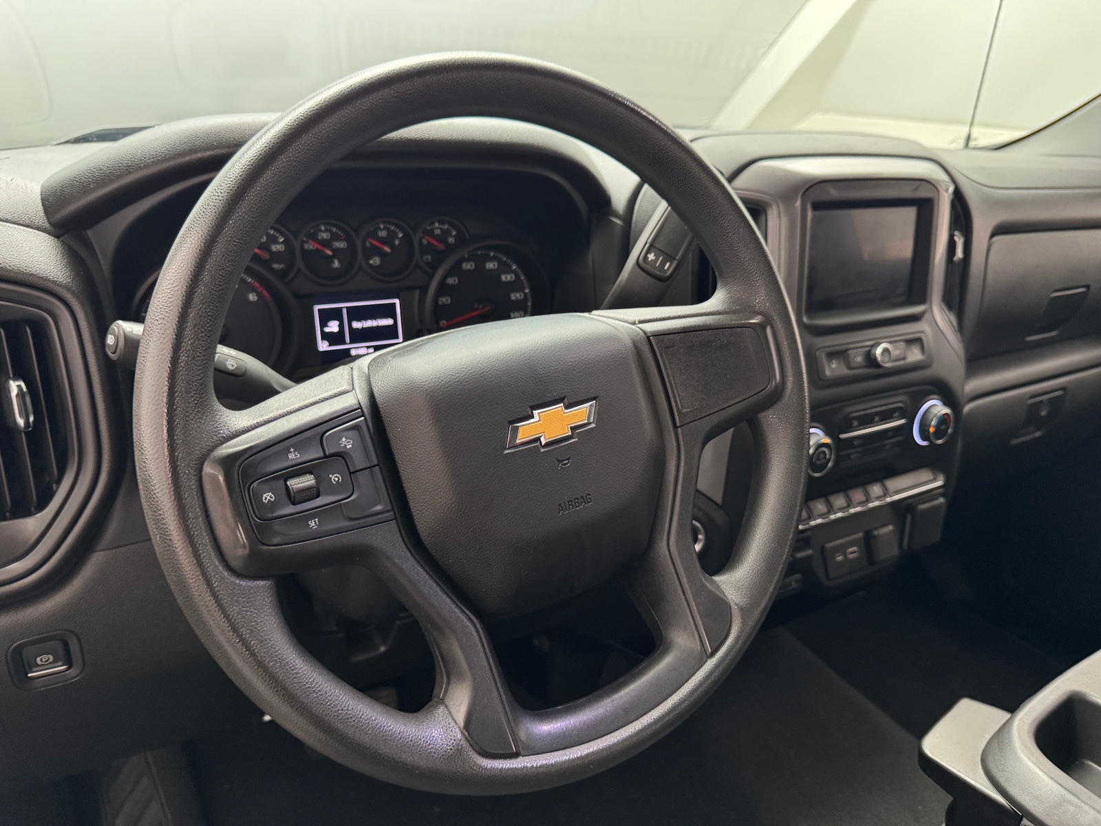 Thumbnail: 2023 Chevrolet Silverado 1500 - 5