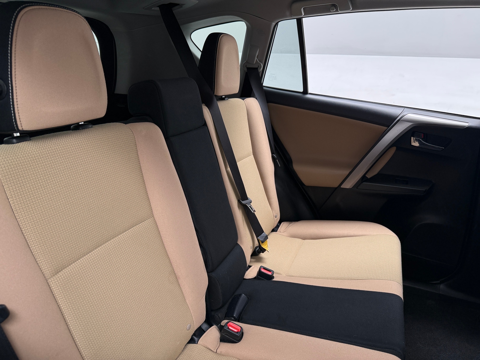 Thumbnail: 2016 Toyota RAV4 - 6