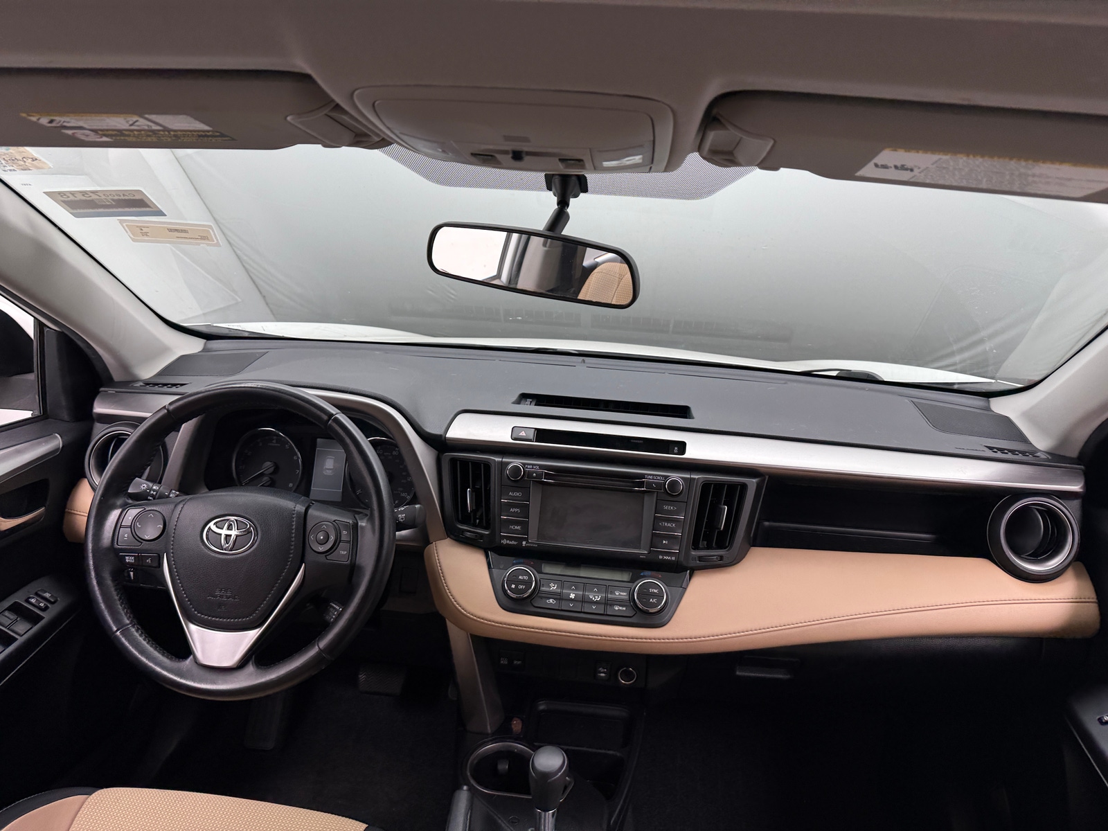 Thumbnail: 2016 Toyota RAV4 - 3
