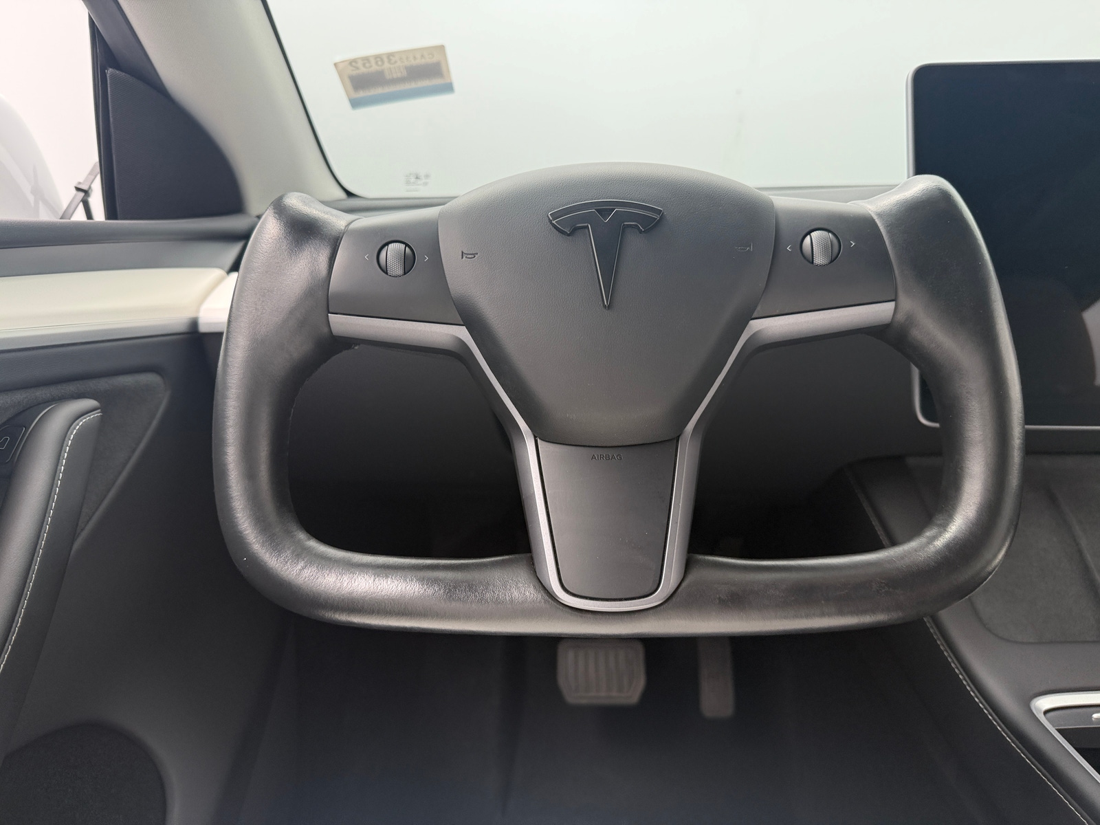 Thumbnail: 2023 Tesla Model Y - 4