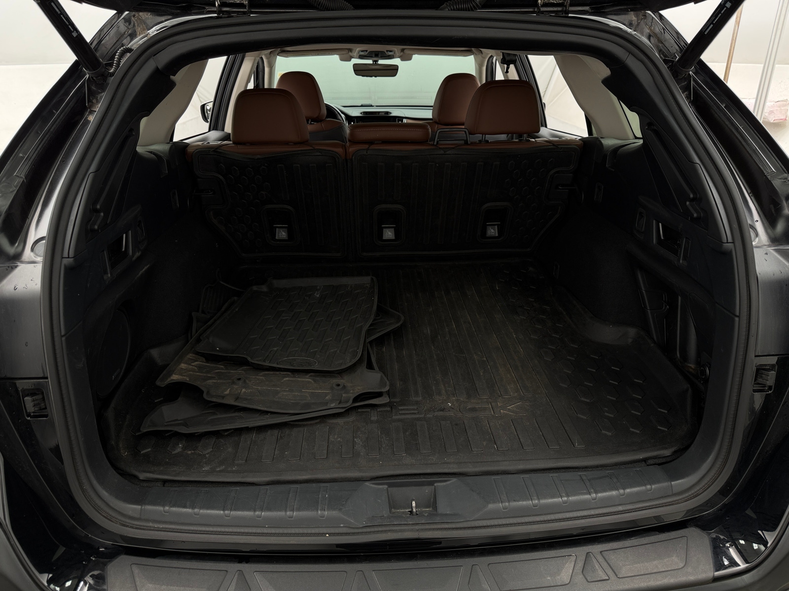 Thumbnail: 2022 Subaru Outback - 6