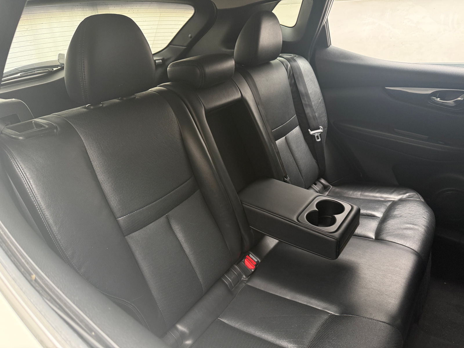 Thumbnail: 2017 Nissan Rogue Sport - 5