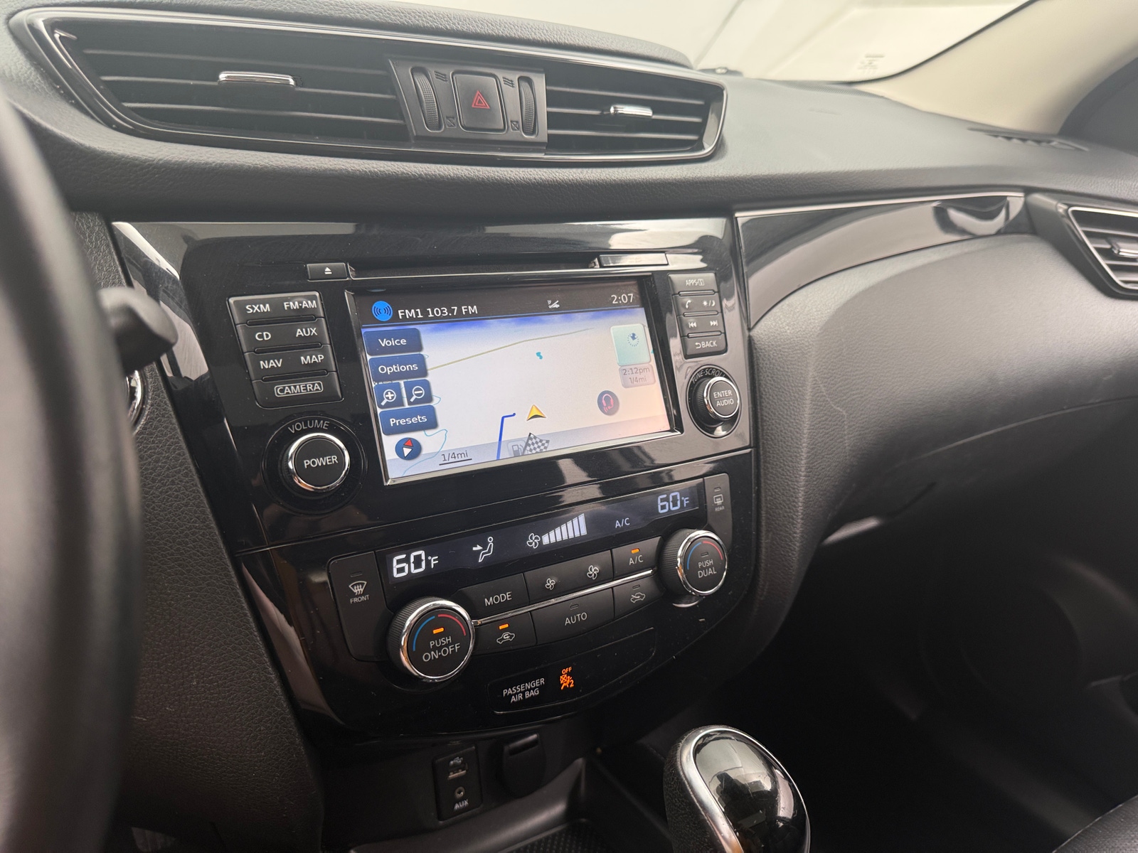 Thumbnail: 2017 Nissan Rogue Sport - 3