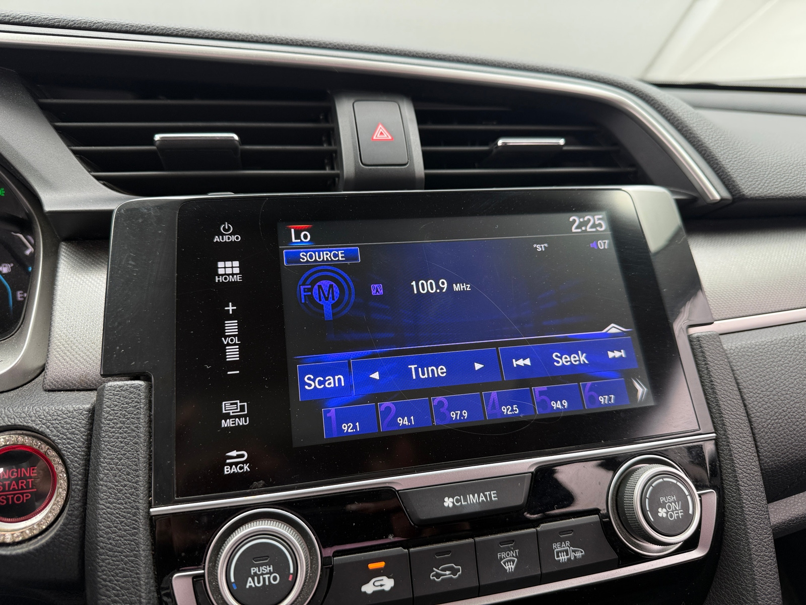 Thumbnail: 2016 Honda Civic - 4