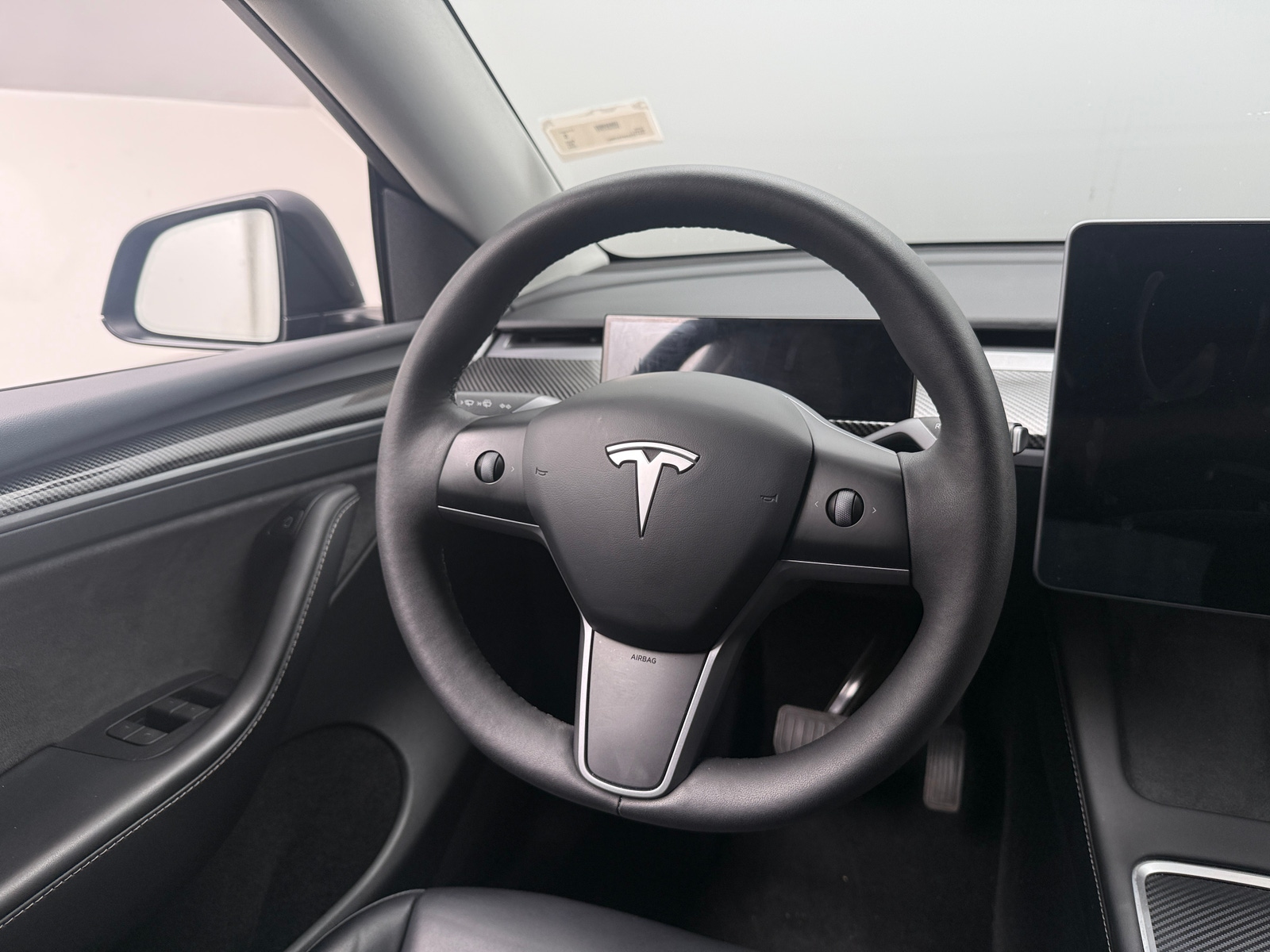 Thumbnail: 2023 Tesla Model Y - 4