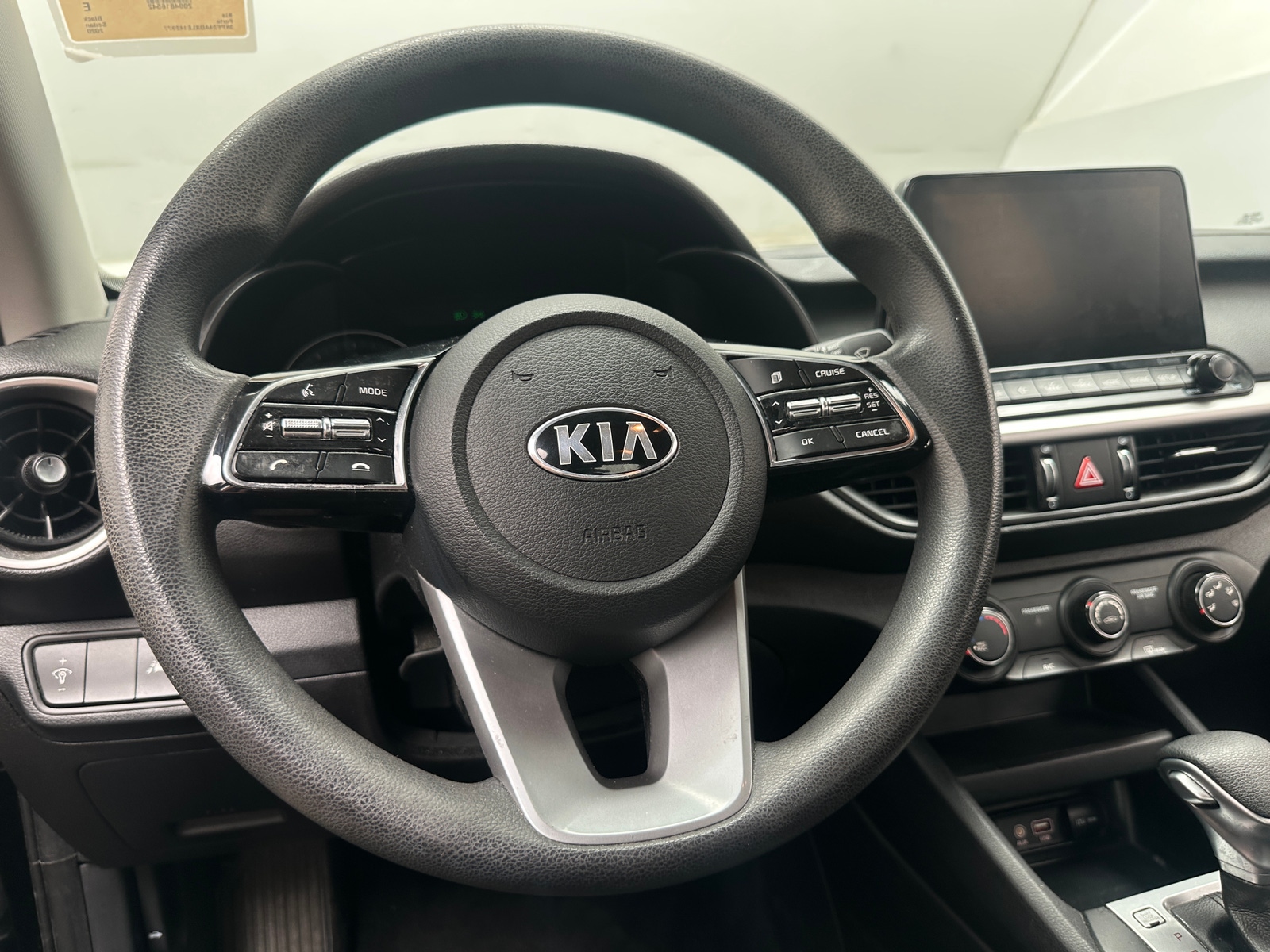 Thumbnail: 2020 Kia Forte - 5