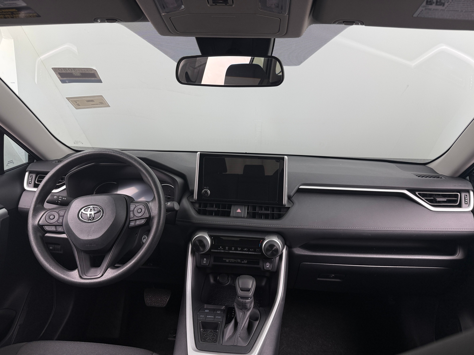 Thumbnail: 2025 Toyota RAV4 - 3