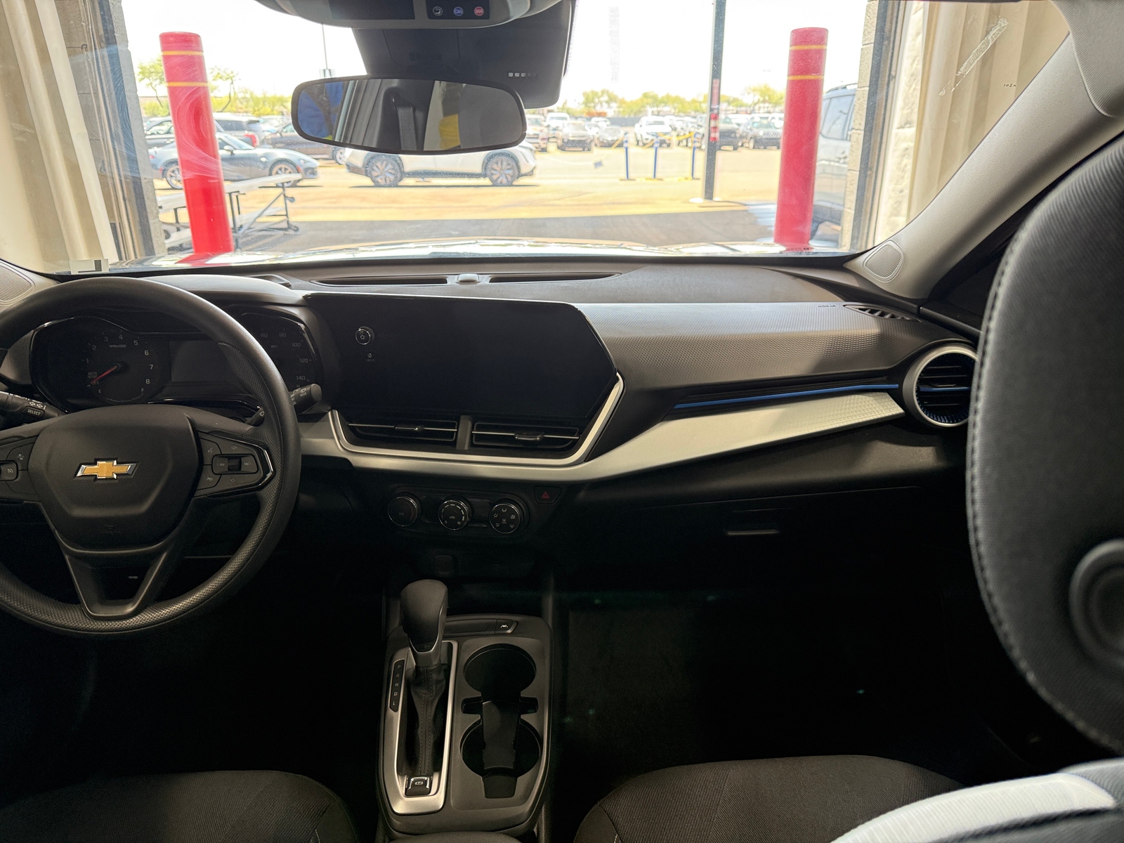 Thumbnail: 2026 Chevrolet Trax - 3