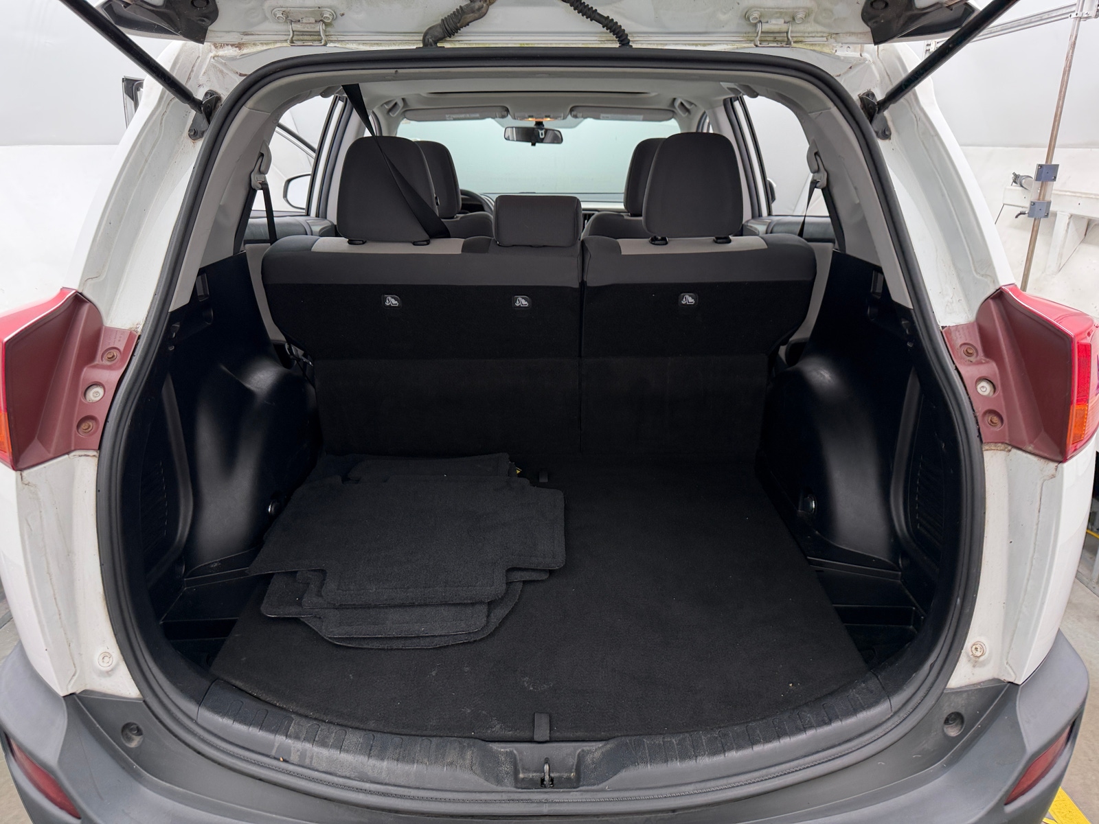 Thumbnail: 2015 Toyota RAV4 - 7