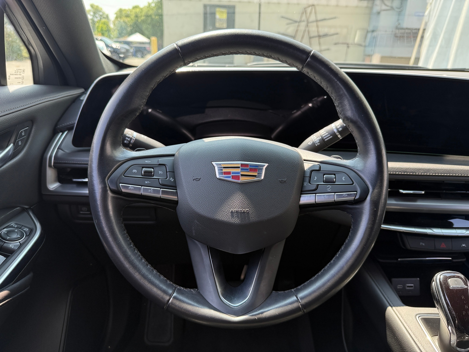 Thumbnail: 2024 Cadillac XT4 - 4