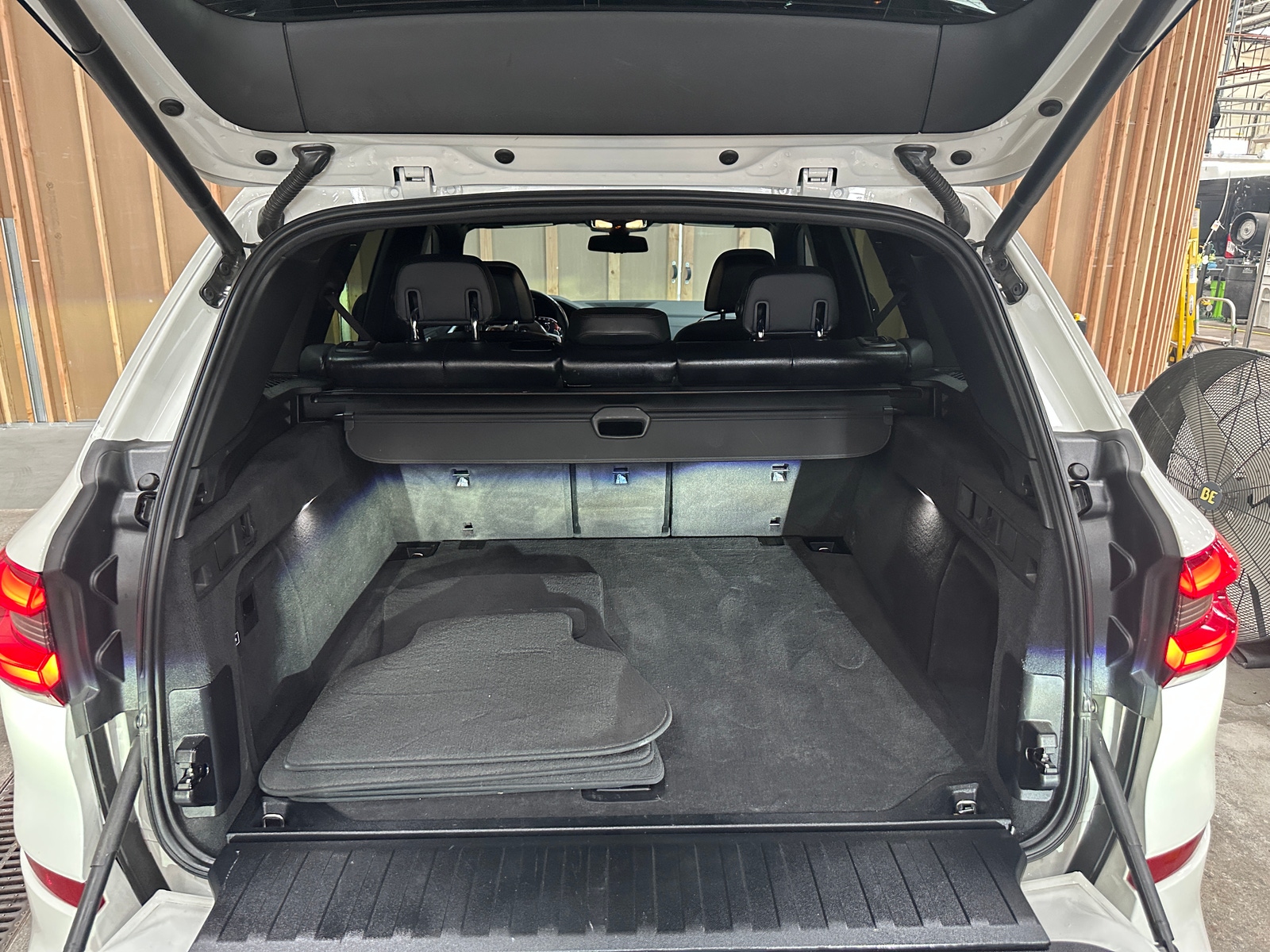 Thumbnail: 2021 BMW X5 - 6