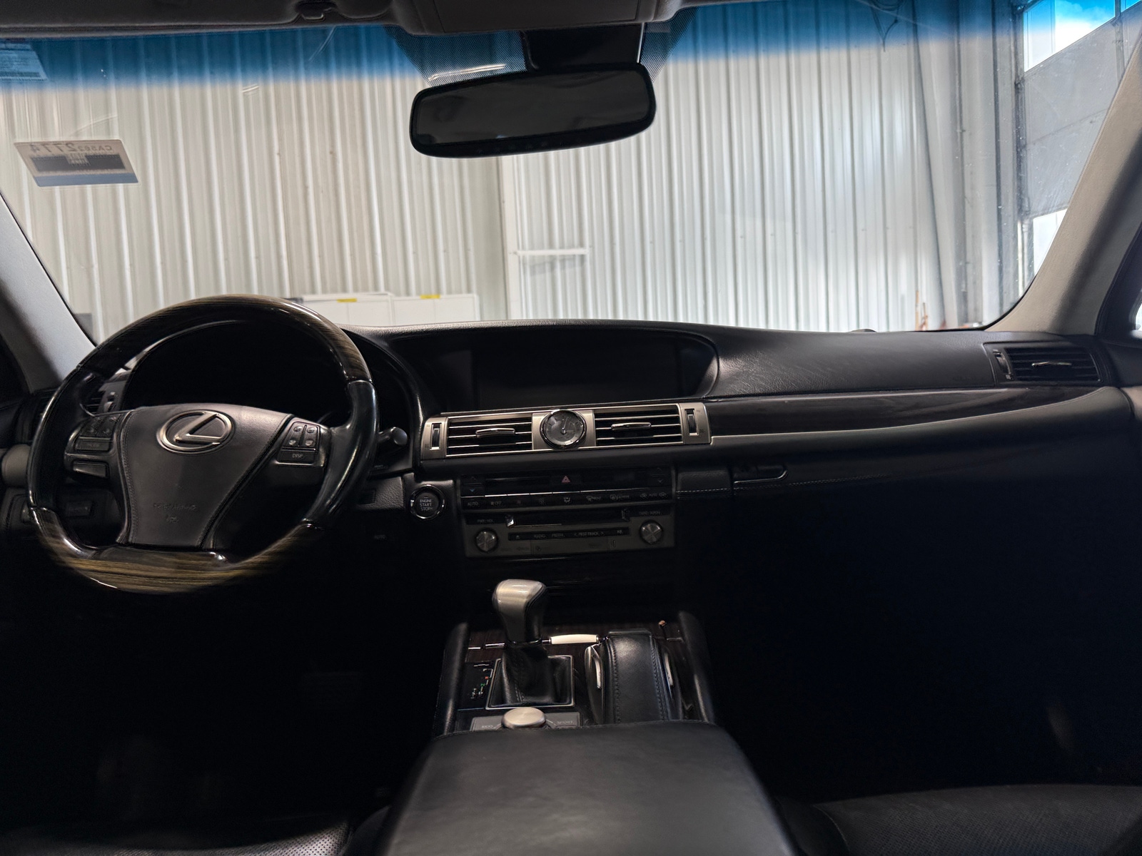 Thumbnail: 2016 Lexus LS - 2