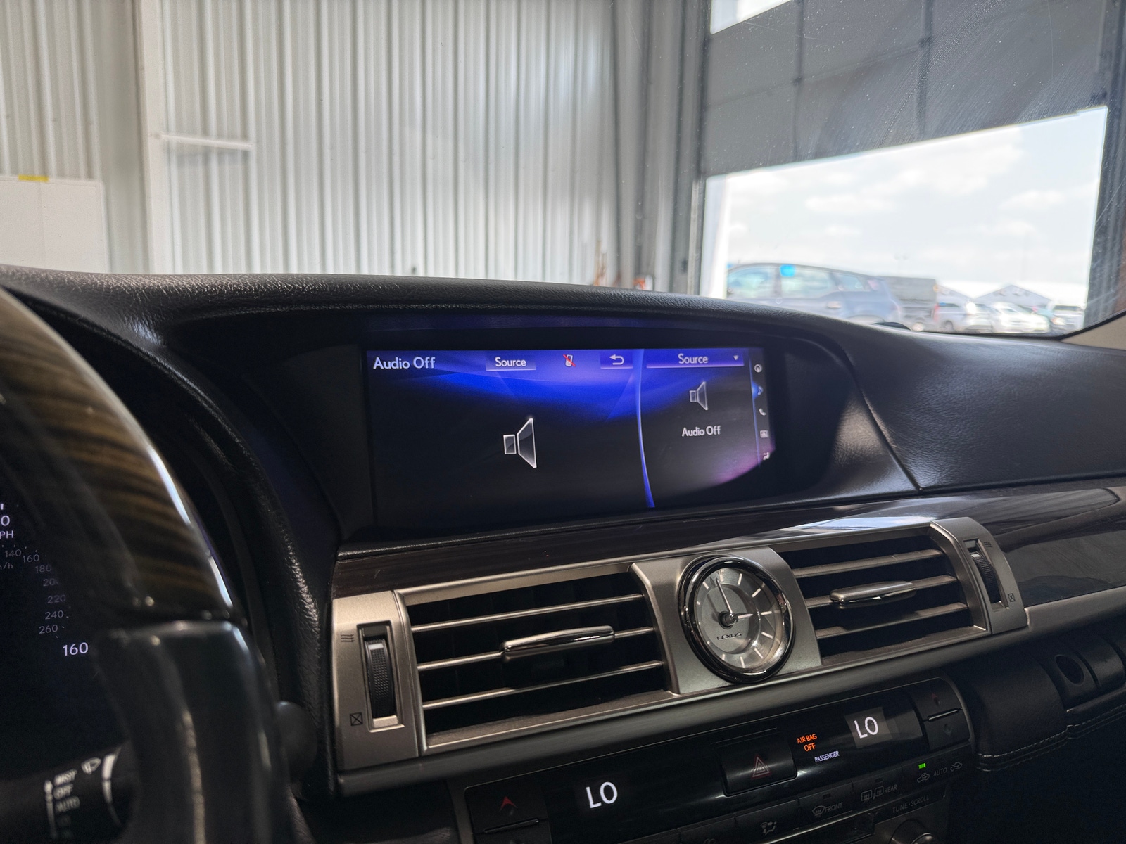 Thumbnail: 2016 Lexus LS - 3