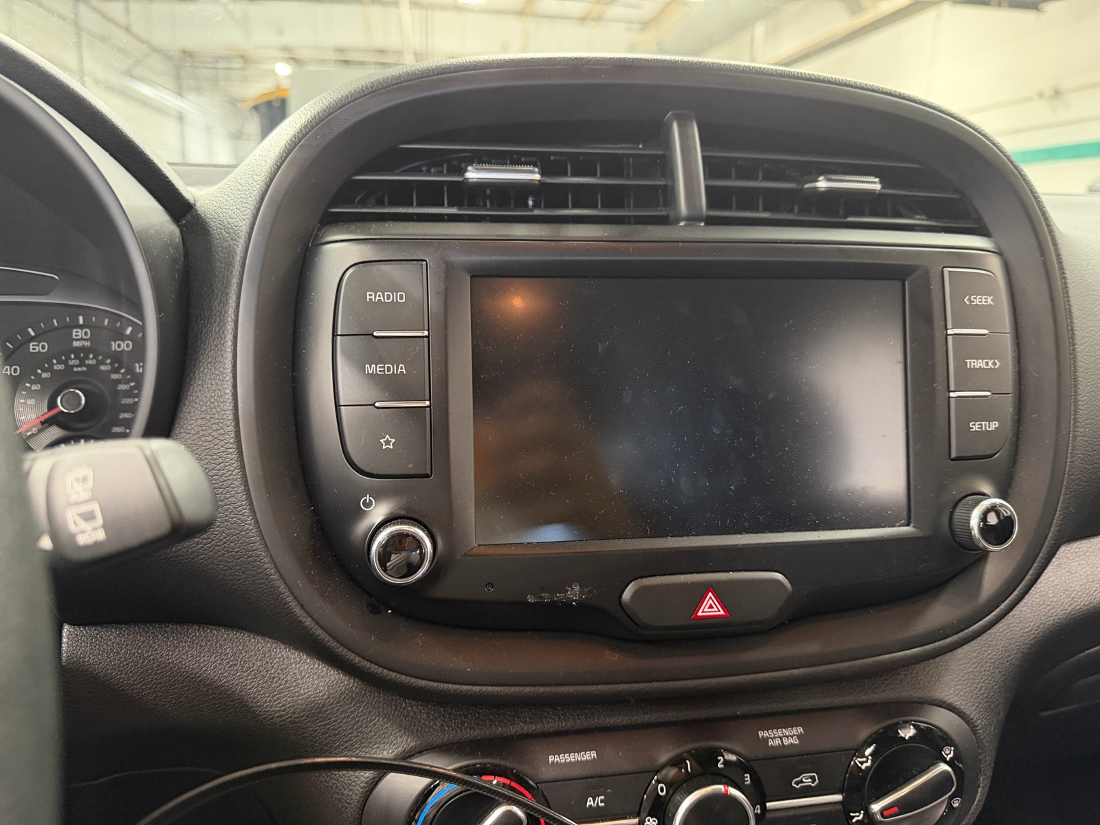 Thumbnail: 2022 Kia Soul - 4