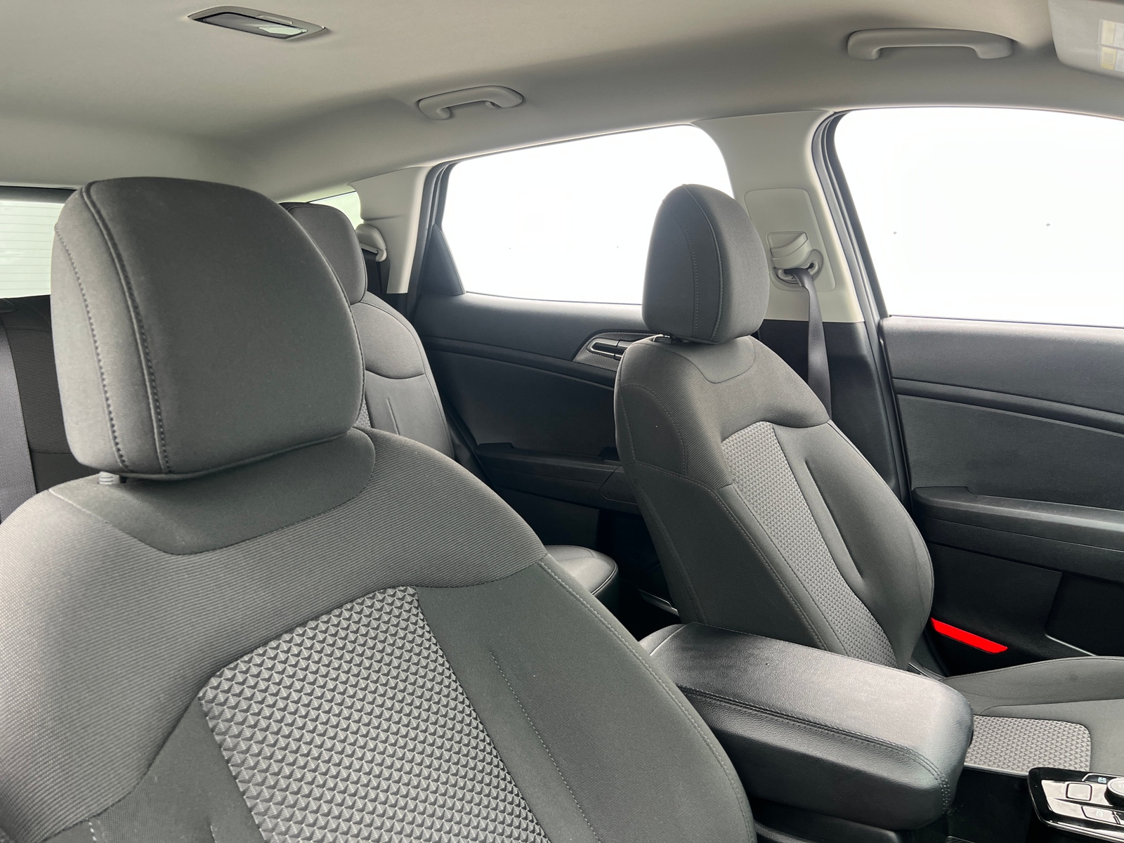 Thumbnail: 2023 Kia Sportage - 2