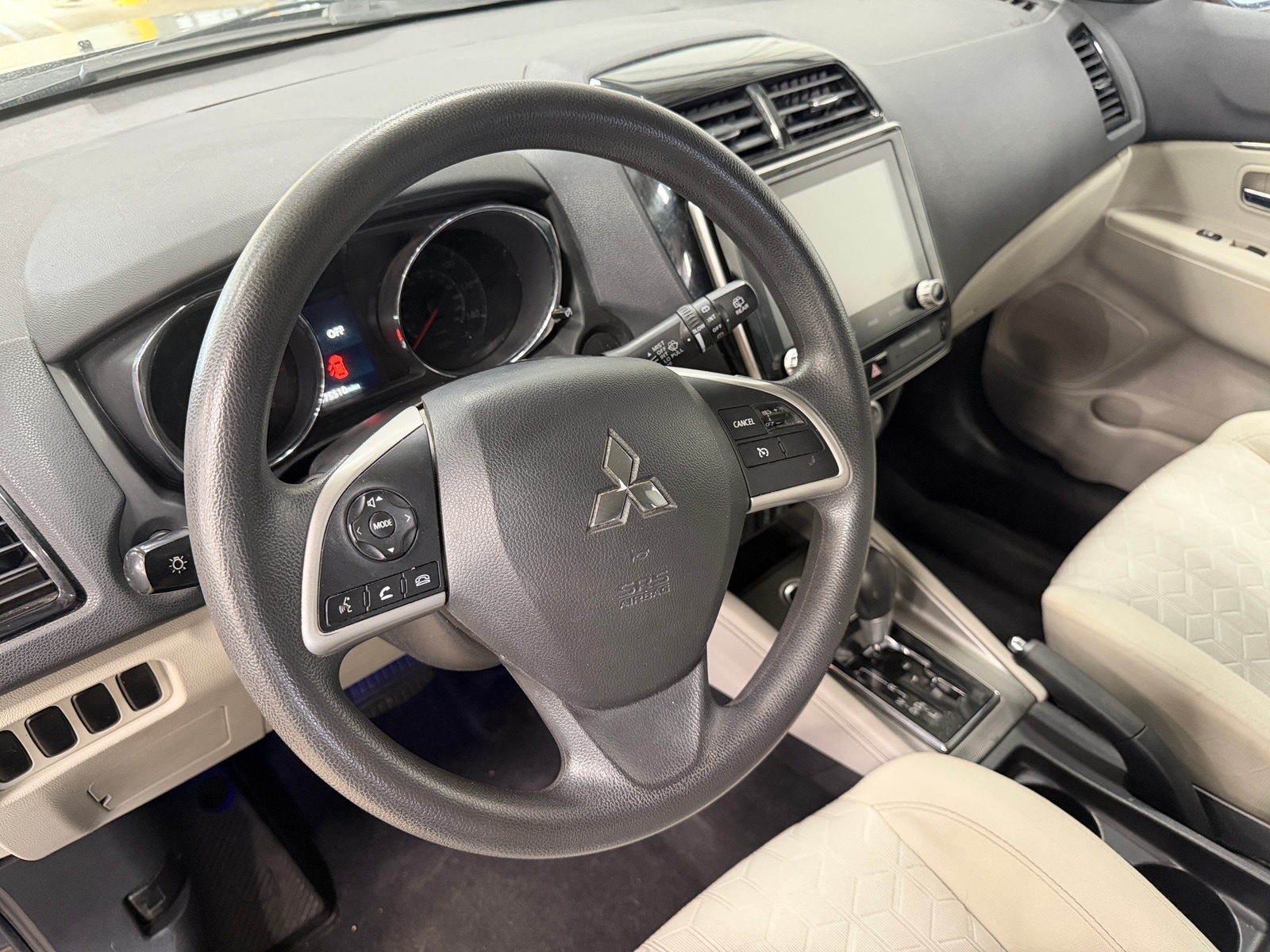 Thumbnail: 2020 Mitsubishi Outlander Sport - 5