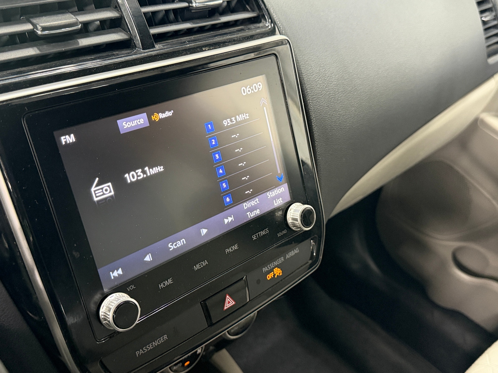 Thumbnail: 2020 Mitsubishi Outlander Sport - 4