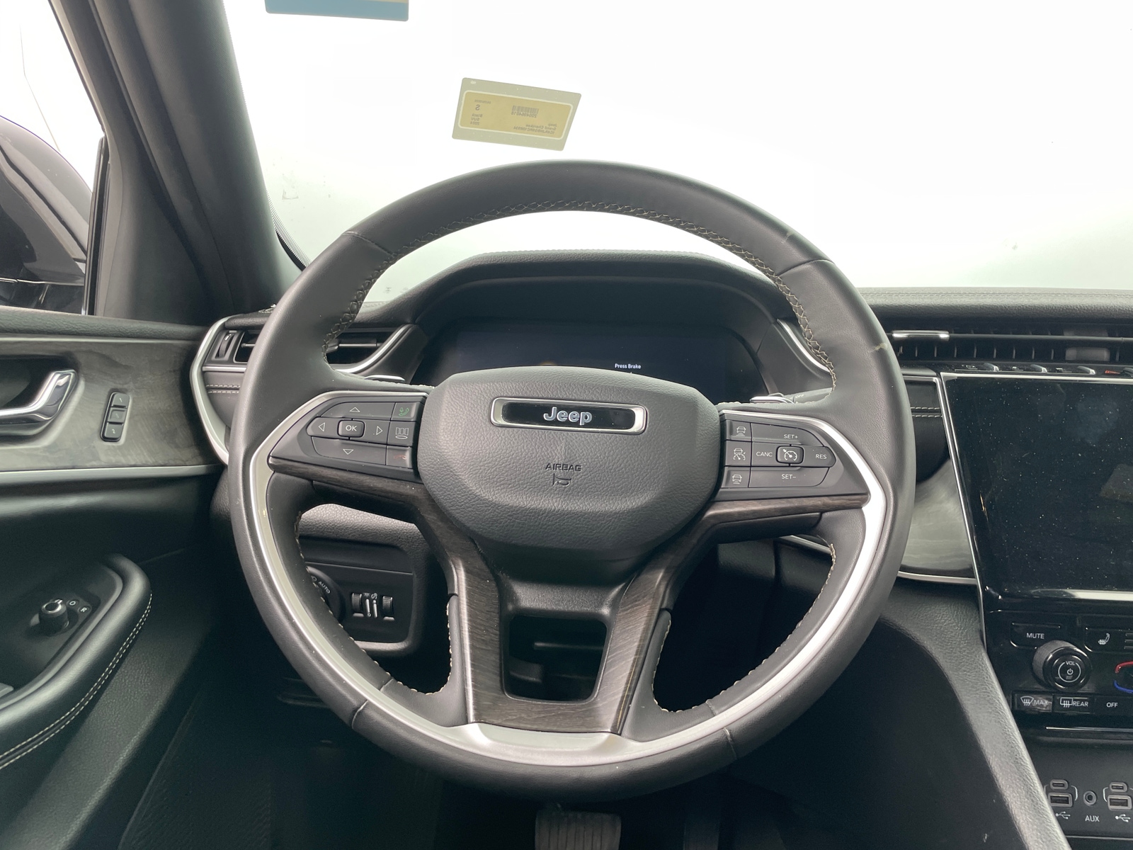 Thumbnail: 2024 Jeep Grand Cherokee - 4