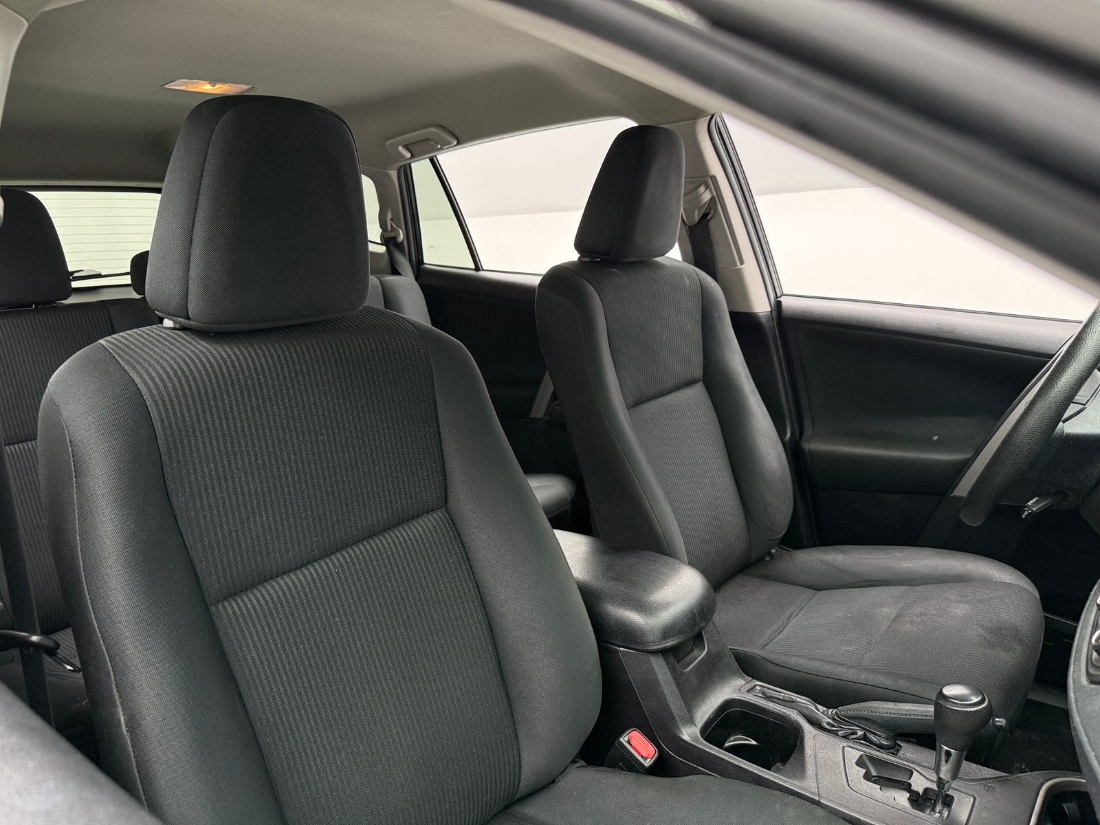 Thumbnail: 2018 Toyota RAV4 - 2