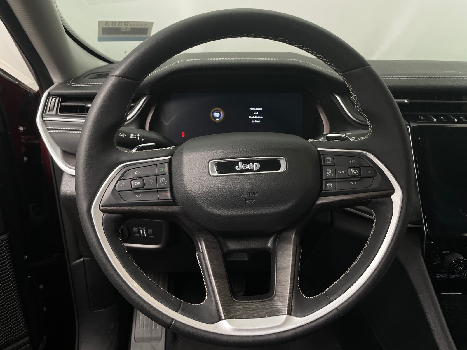 Thumbnail: 2023 Jeep Grand Cherokee - 4