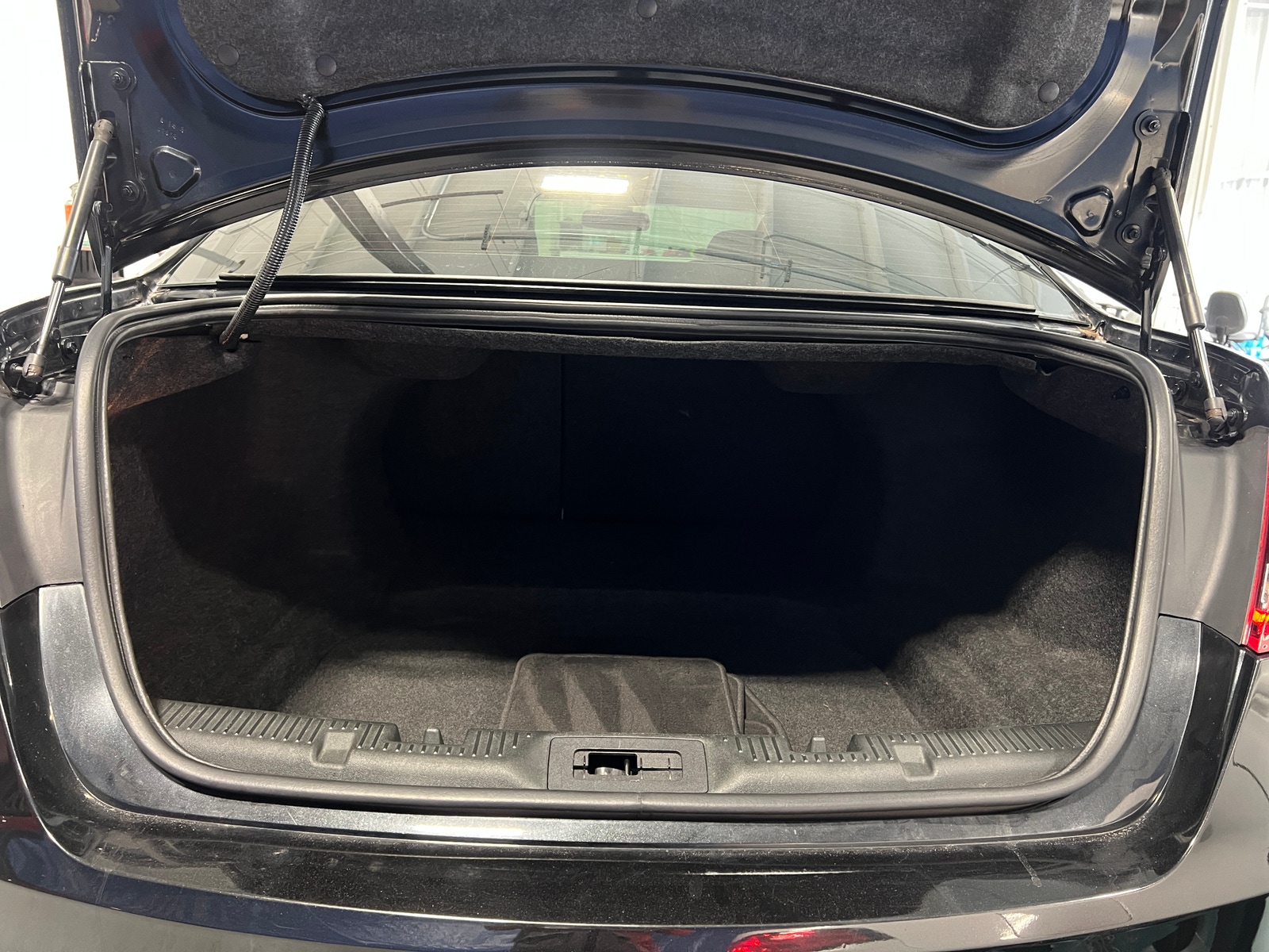 Thumbnail: 2014 Ford Taurus - 6