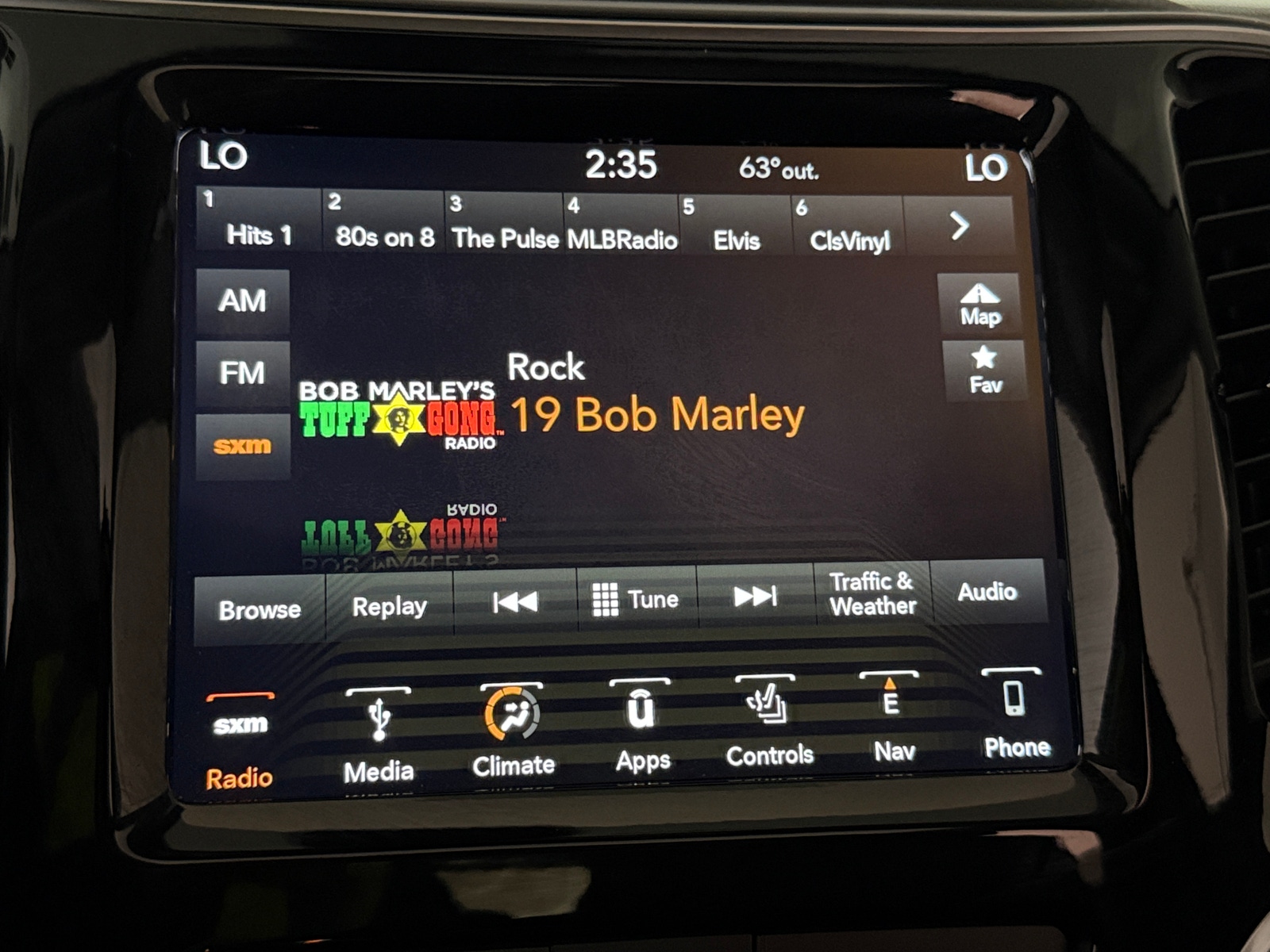 Thumbnail: 2019 Jeep Cherokee - 3
