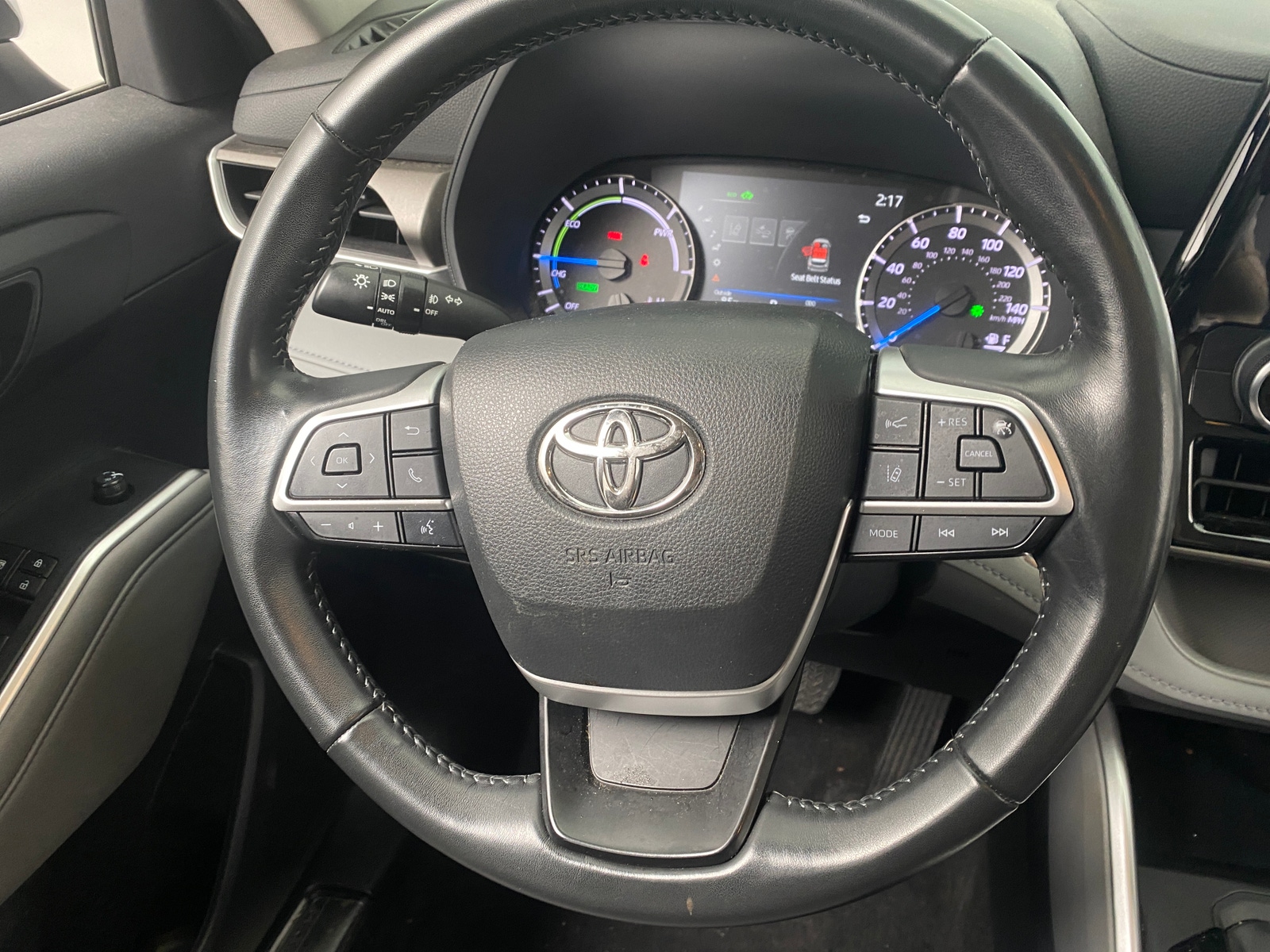 Thumbnail: 2023 Toyota Highlander - 5
