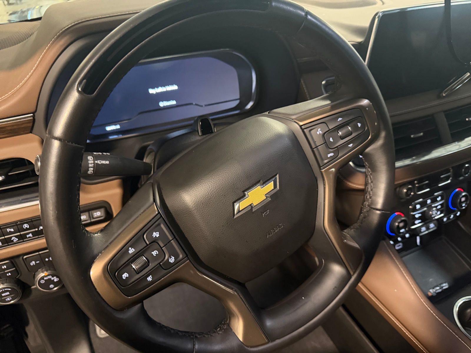 Thumbnail: 2023 Chevrolet Tahoe - 4