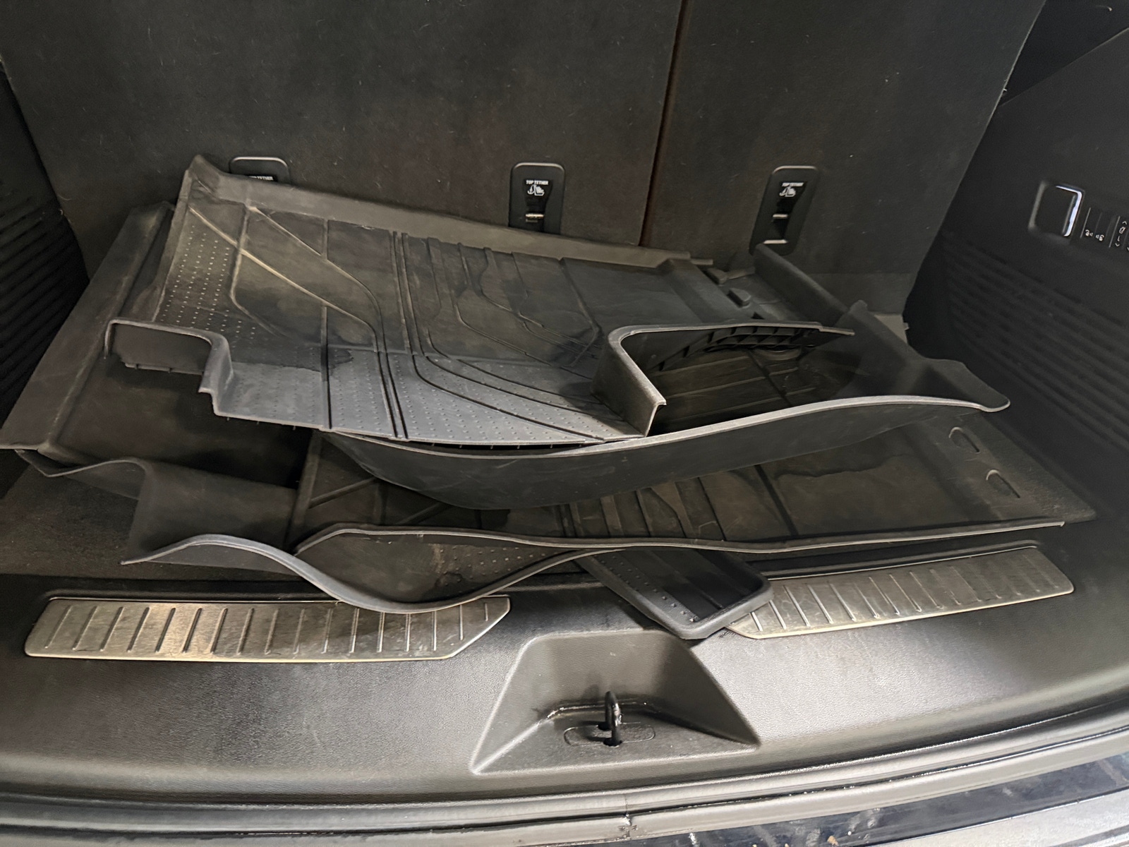 Thumbnail: 2023 Chevrolet Tahoe - 6