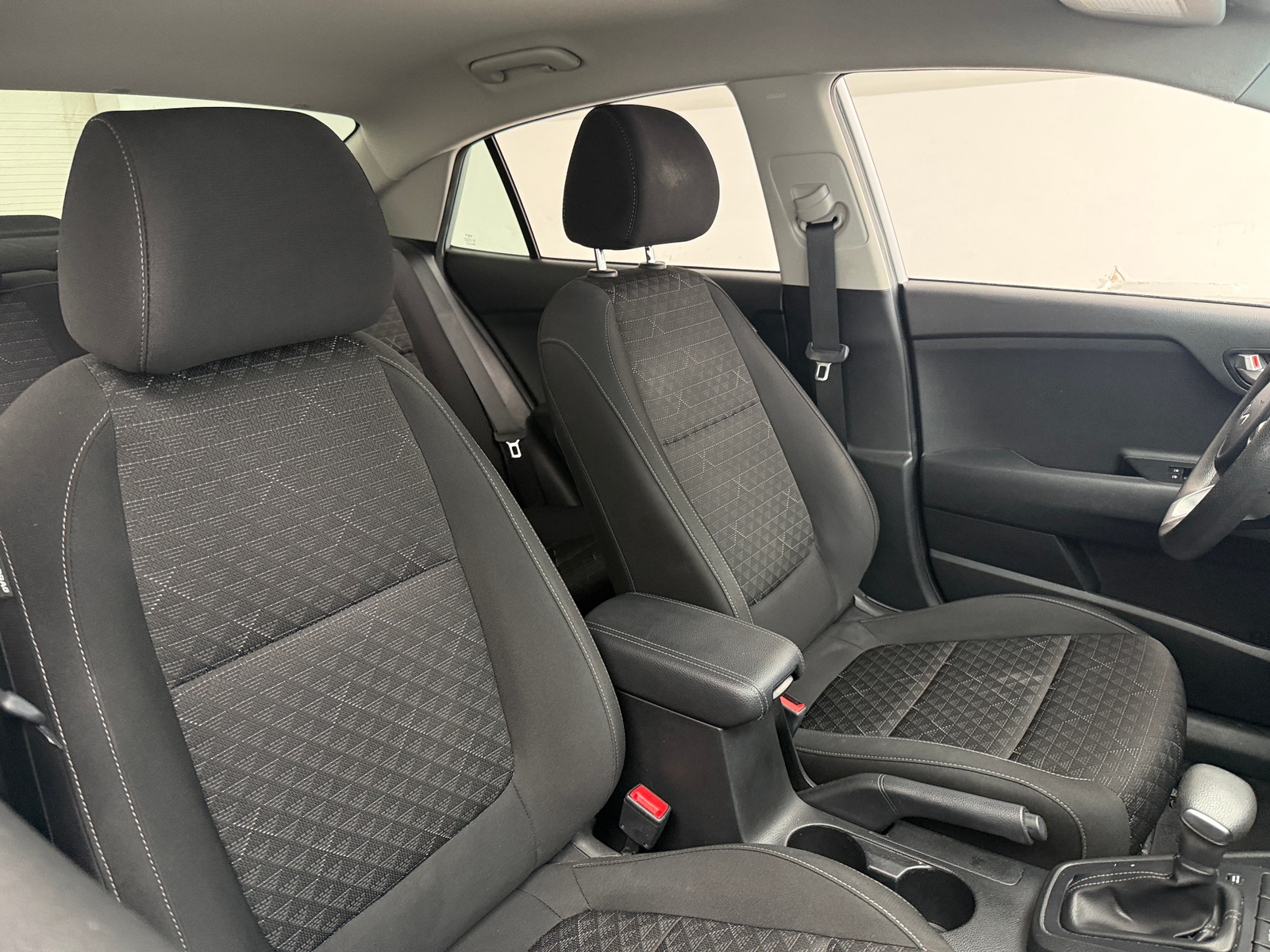 Thumbnail: 2023 Kia Rio - 2