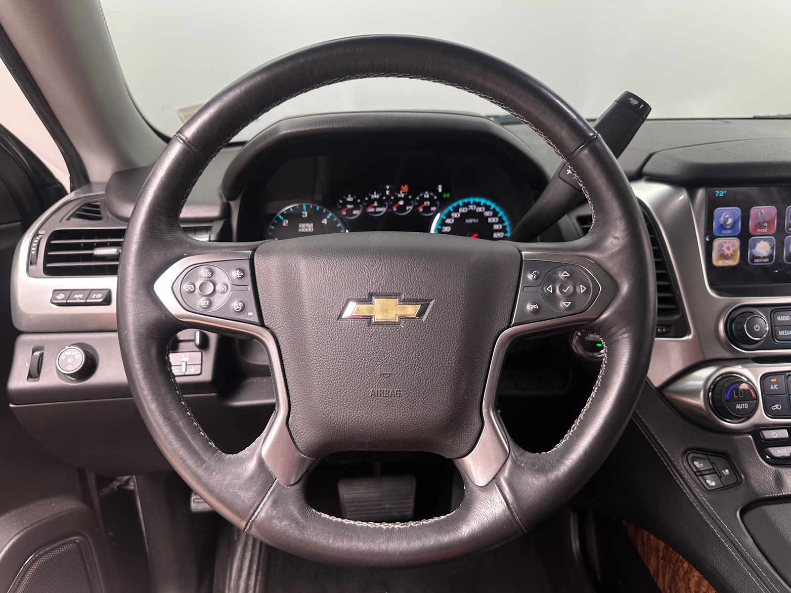 Thumbnail: 2017 Chevrolet Tahoe - 4