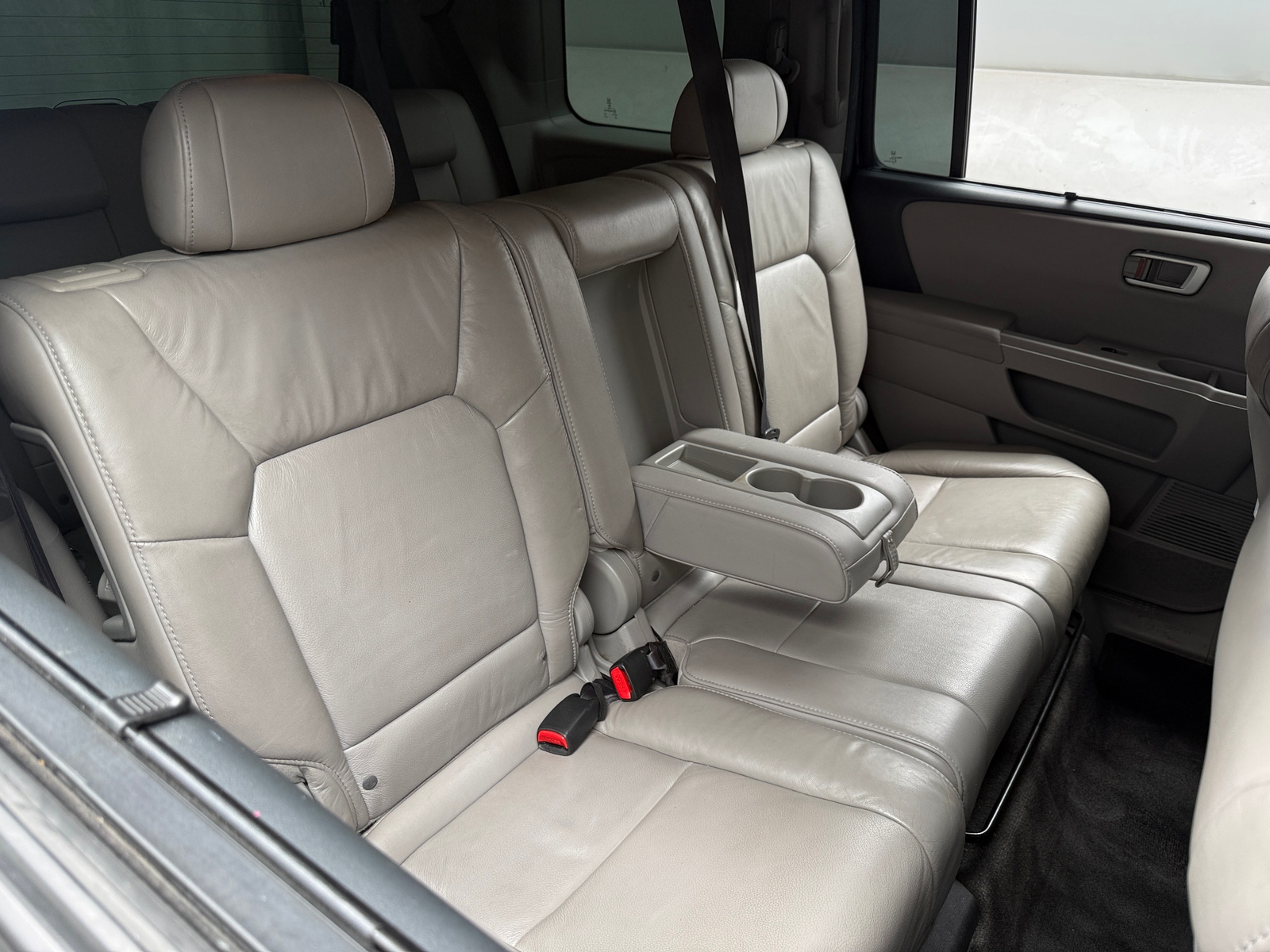 Thumbnail: 2011 Honda Pilot - 5