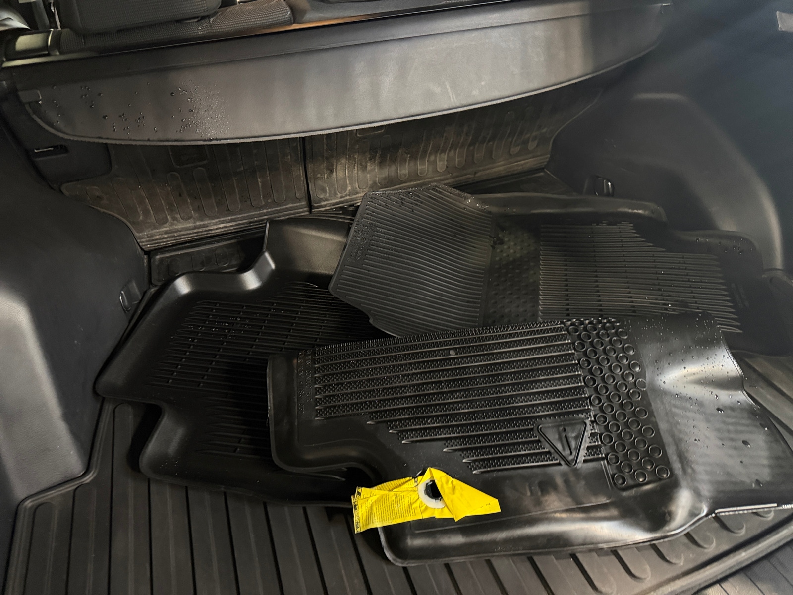 Thumbnail: 2021 Toyota RAV4 - 7