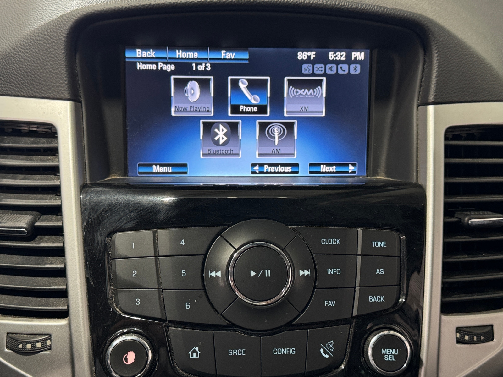 Thumbnail: 2016 Chevrolet Cruze - 3