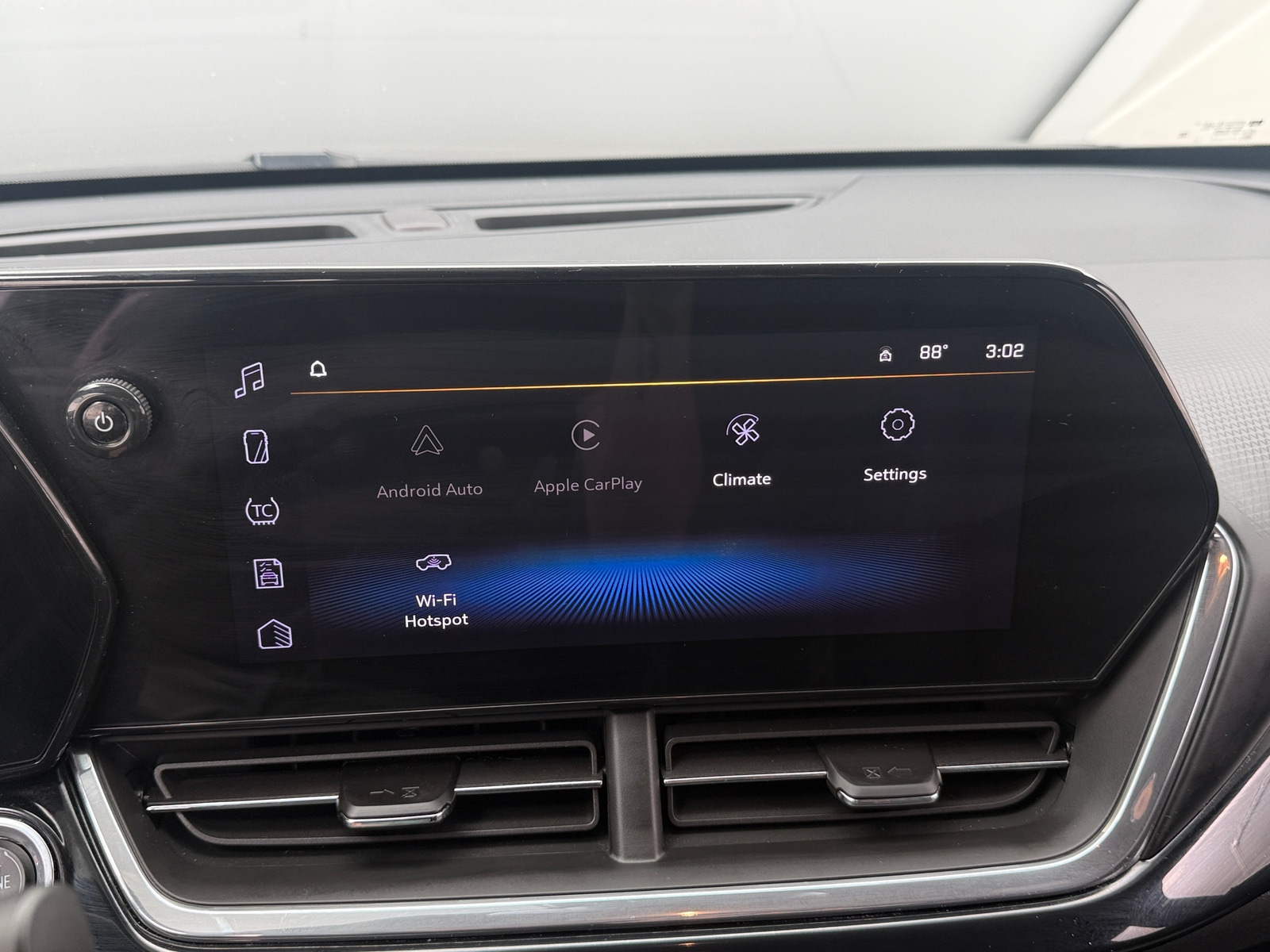 Thumbnail: 2025 Chevrolet Trax - 3